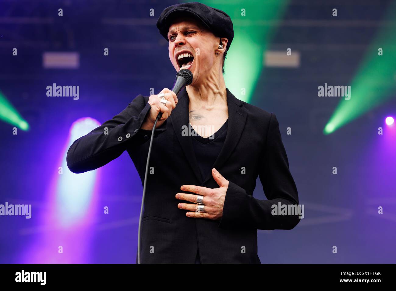Nova Rock 2023 - il festival si svolge dal 7 al 10 giugno 2023. IMMAGINE: Nella foto il 10 giugno 2023. Singer Ville Valo - 20230610 PD6664 - Rechteinfo: Diritti gestiti (RM) Foto Stock