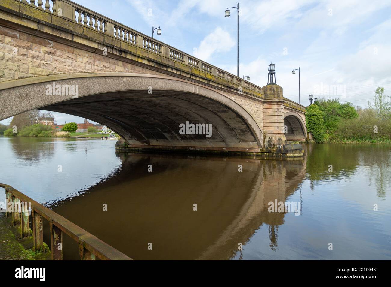 Il ponte Kingsway sul fiume Mersey, Warrington Foto Stock