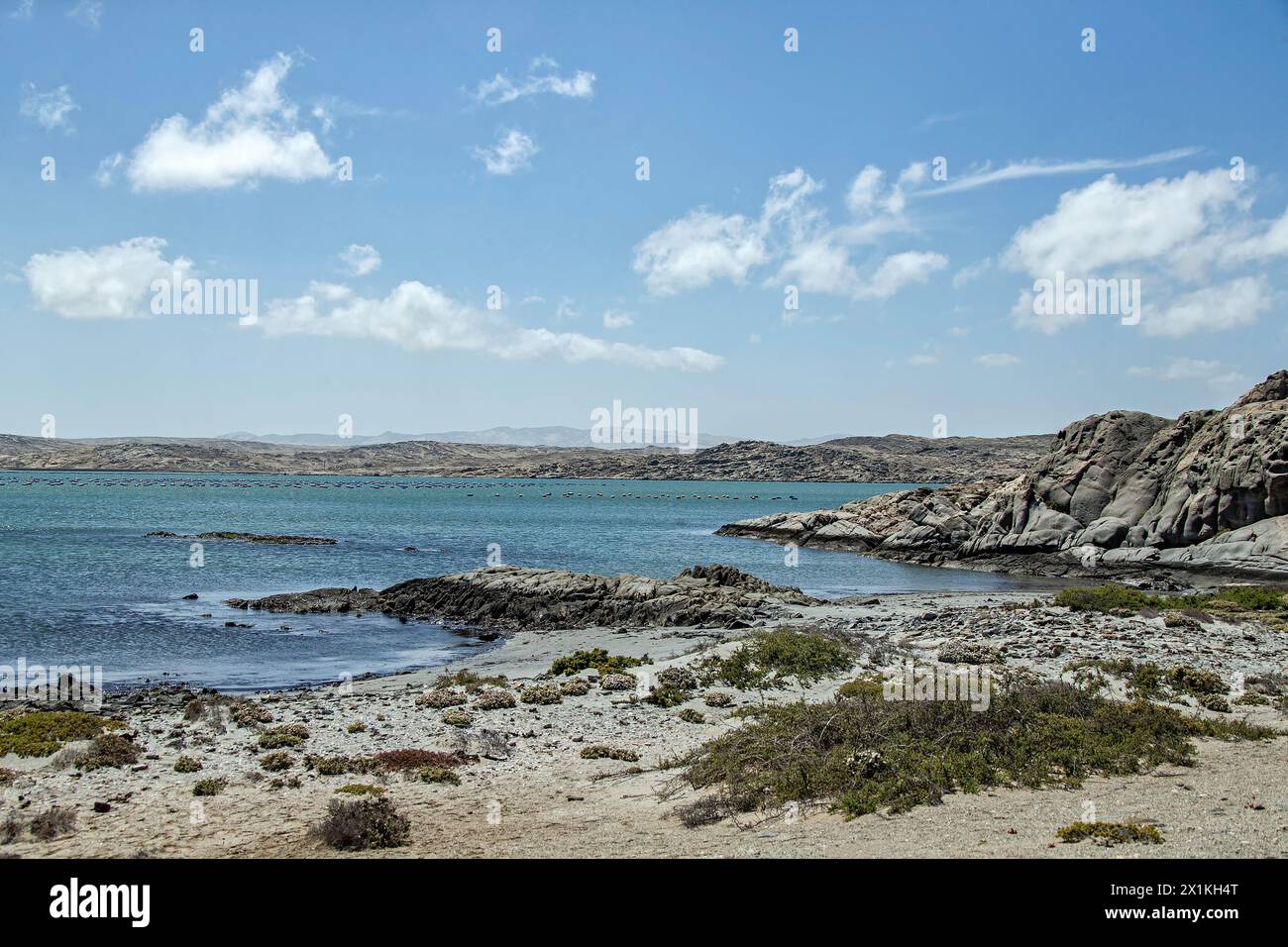 Una delle molte spiagge e insenature della penisola appena fuori Luderitz. Foto Stock