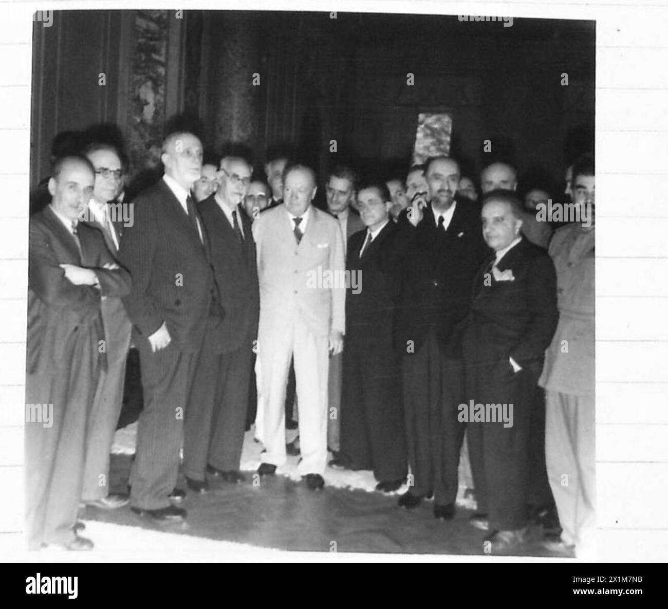 Il primo Ministro incontra membri del governo italiano, con personale dell'esercito britannico presente durante l'incontro. Foto Stock