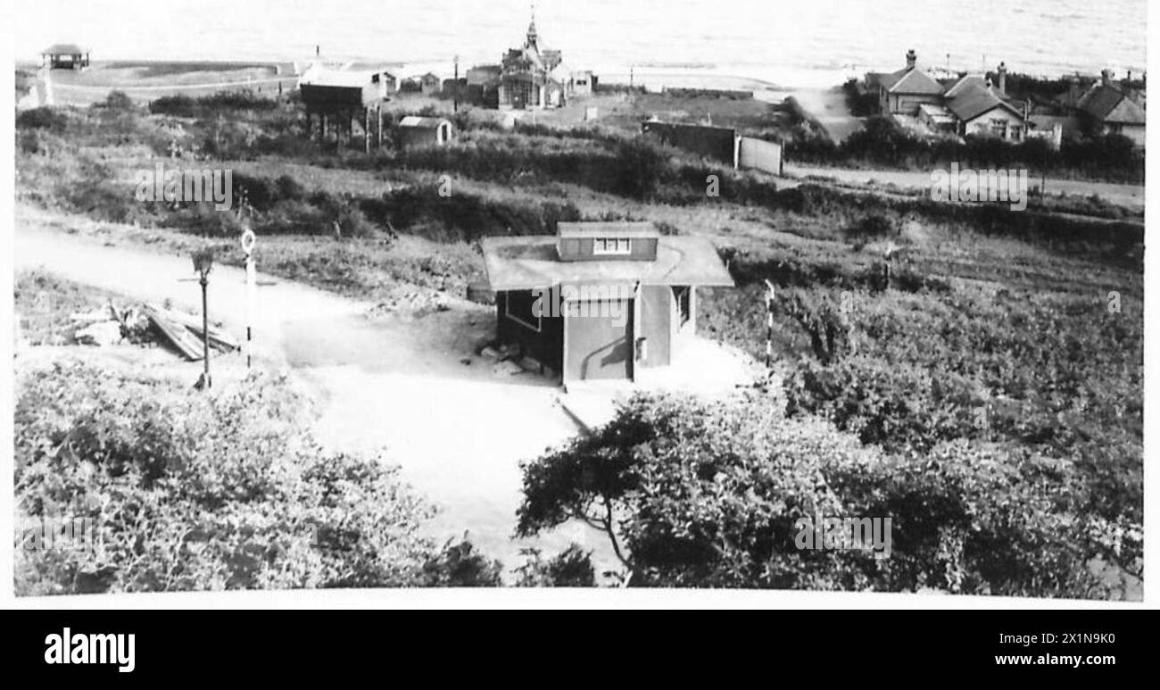 I Pillbox nell'area di Shorncliffe vicino alla Moore Barracks sono costruiti con sacchi di sabbia riempiti di cemento con forme modificate e intonaco esterno per scopi di difesa. Foto Stock