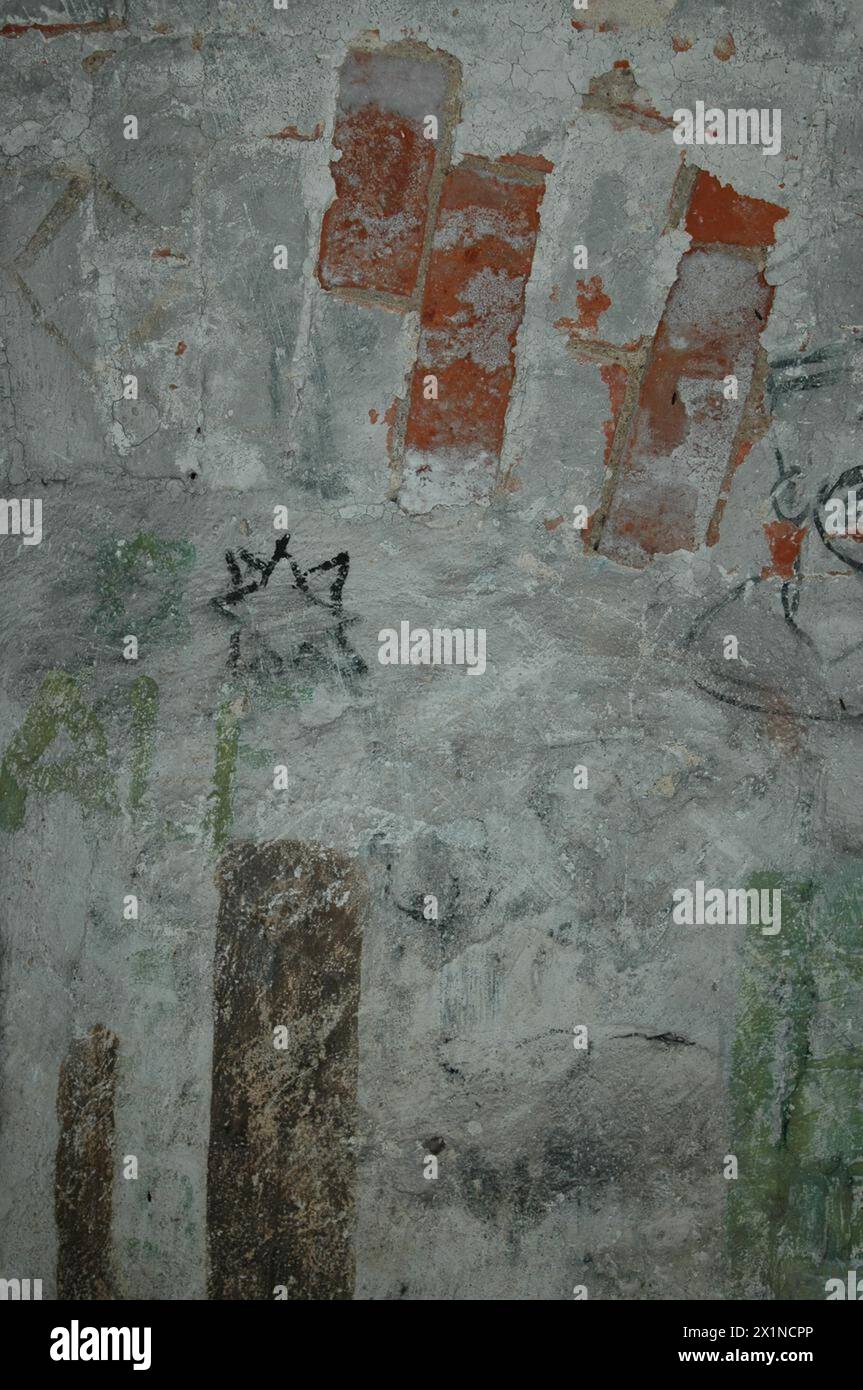 Disegno di una stella non identificata sulla parete destra del bagno di Fort XI a Stalag XXA a Toruń, Polonia, creato da un prigioniero britannico durante la seconda guerra mondiale Foto Stock Disegno di una stella non identificata sulla parete destra del bagno di Fort XI a Stalag XXA a Toruń, Polonia, creato da un prigioniero britannico durante la seconda guerra mondiale Foto Stock