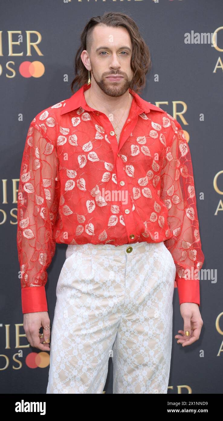 La foto deve essere accreditata ©Alpha Press 078237 14/04/2024 David Cumming agli Olivier Awards 2024 di Londra. Foto Stock