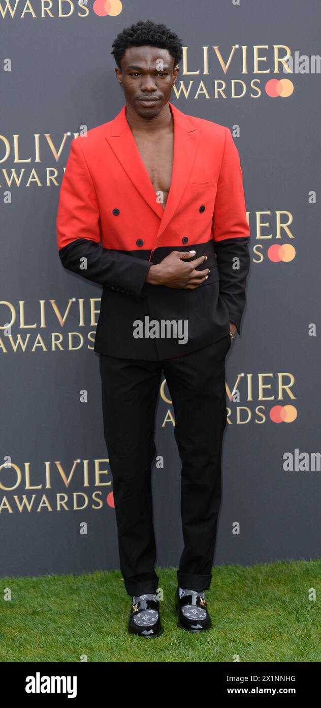La foto deve essere accreditata ©Alpha Press 078237 14/04/2024 Kelly Osasere agli Olivier Awards 2024 di Londra. Foto Stock
