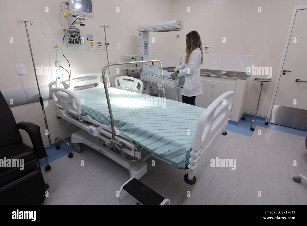 Irece, bahia, brasile - 17 marzo 2024: Unità di terapia intensiva infantile di un ospedale pubblico nella città di Irece. Foto Stock