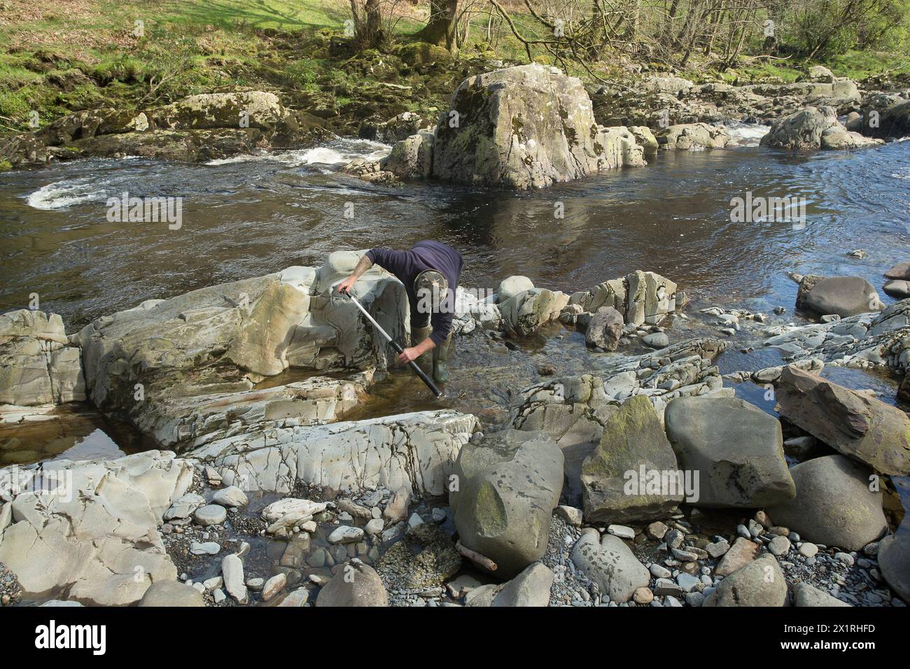 Rhaeadr DDU e Coed Ganllwyd Walk River Gamlan Foto Stock