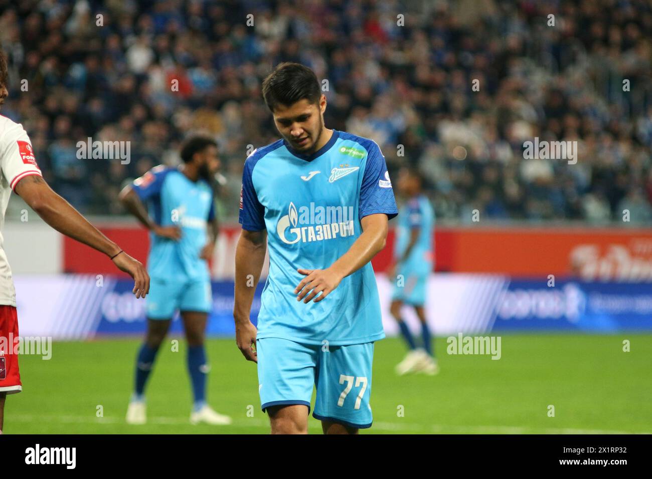 San Pietroburgo, Russia. 17 aprile 2024. Ilzat Akhmetov (77) di Zenit visto in azione durante la Coppa di Russia 2023/2024 partita di calcio tra Zenit San Pietroburgo e Spartak Mosca alla Gazprom Arena. Punteggio finale; Zenit 0:0 Spartak. Credito: SOPA Images Limited/Alamy Live News Foto Stock