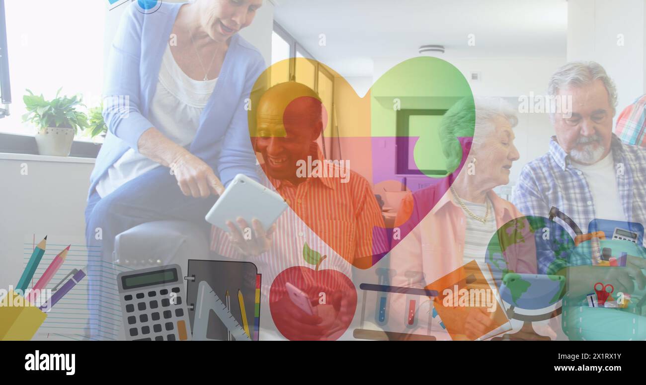 Diverse riunioni di famiglia, con tablet per anziani Foto Stock