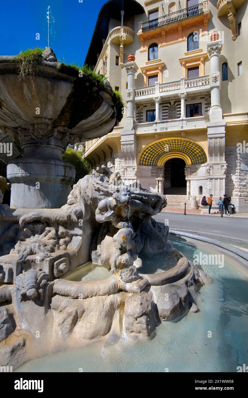 Fontana delle rane. Quartiere Coppedè. Roma. Lazio. Italia Foto Stock