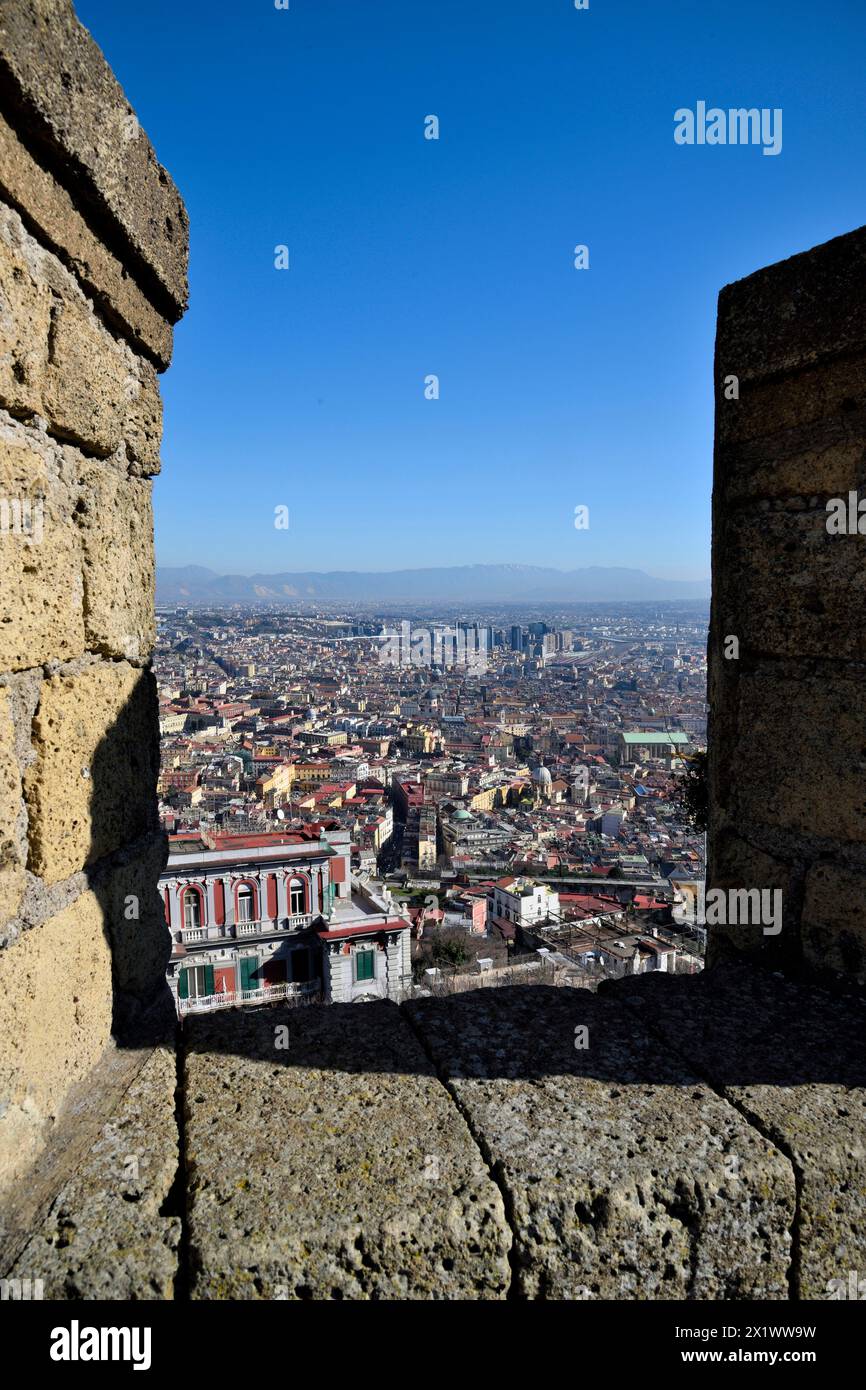 Panorama sulla città da Castel Sant'elmo. Napoli. Campania. Italia Foto Stock