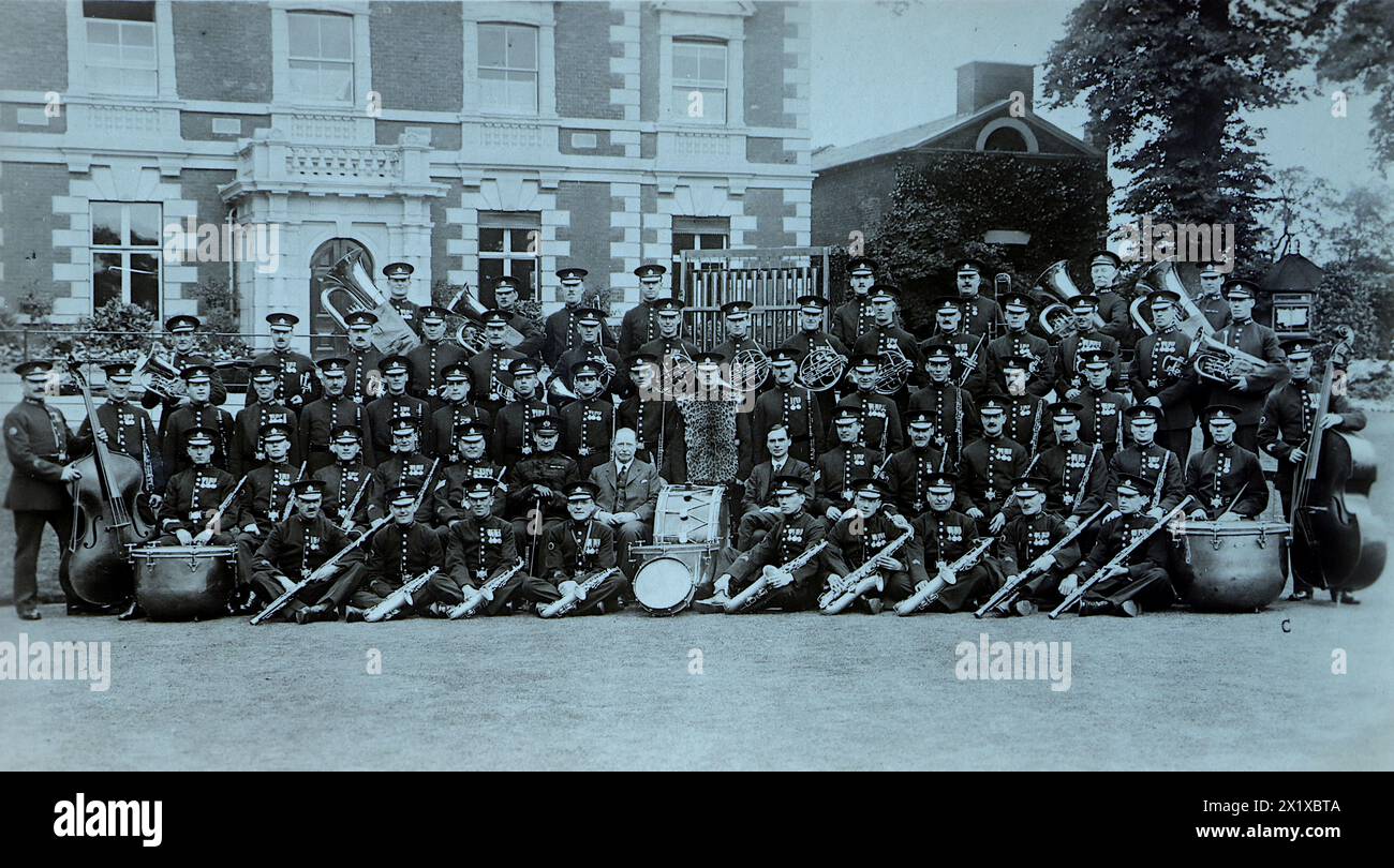 Da una fotografia della Birmingham City Police Band, 1924, di Hudson Studios Limited, Birmingham. Foto Stock