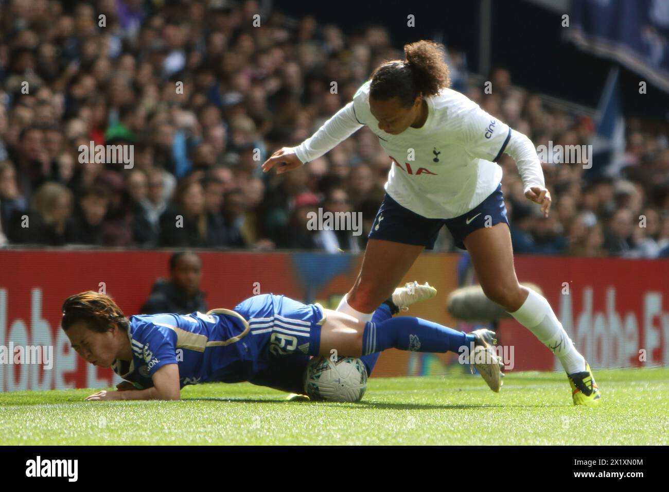 Drew Spence Tottenham Hotspur FC Women contro Leicester City FC Women Adobe Women's fa Cup semifinale Tottenham Hotspur Stadium 14 aprile 2024 Foto Stock