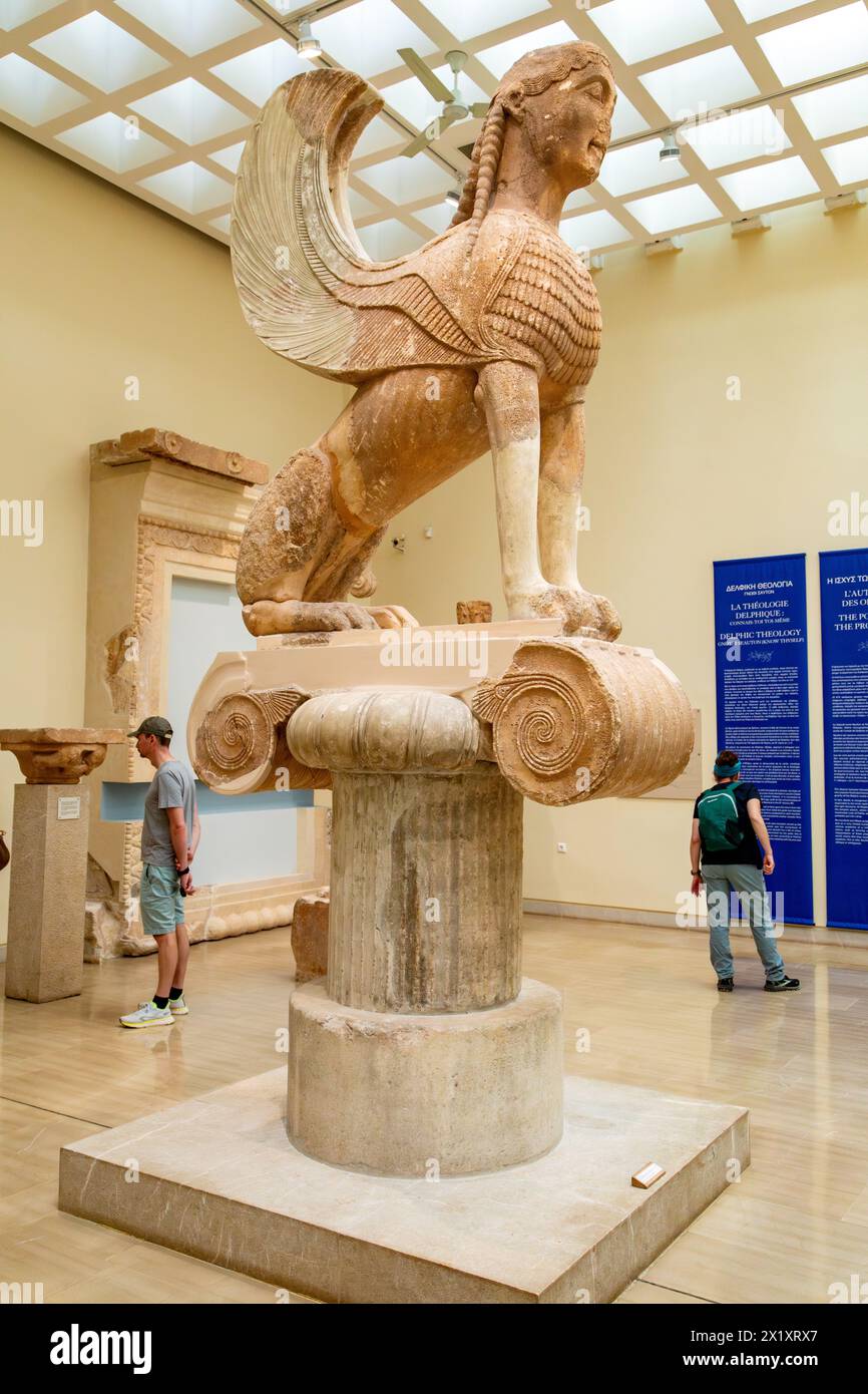 La Sfinge di Naxos, il Museo Archeologico di Delfi, Delfi, Grecia. Foto Stock