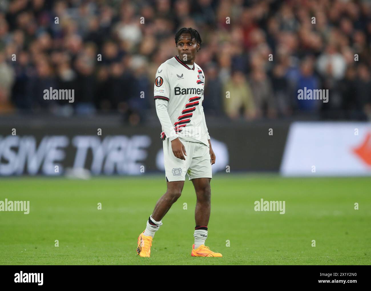 Londra, Regno Unito. 18 aprile 2024. JEREMIE Frimpong del Bayer Leverkusen, durante la partita di UEFA Europa League tra West Ham United e Bayer 04 Leverkusen al London Stadium, Londra, Regno Unito, 18 aprile 2024 (foto di Gareth Evans/News Images) a Londra, Regno Unito, il 4/18/2024. (Foto di Gareth Evans/News Images/Sipa USA) credito: SIPA USA/Alamy Live News Foto Stock