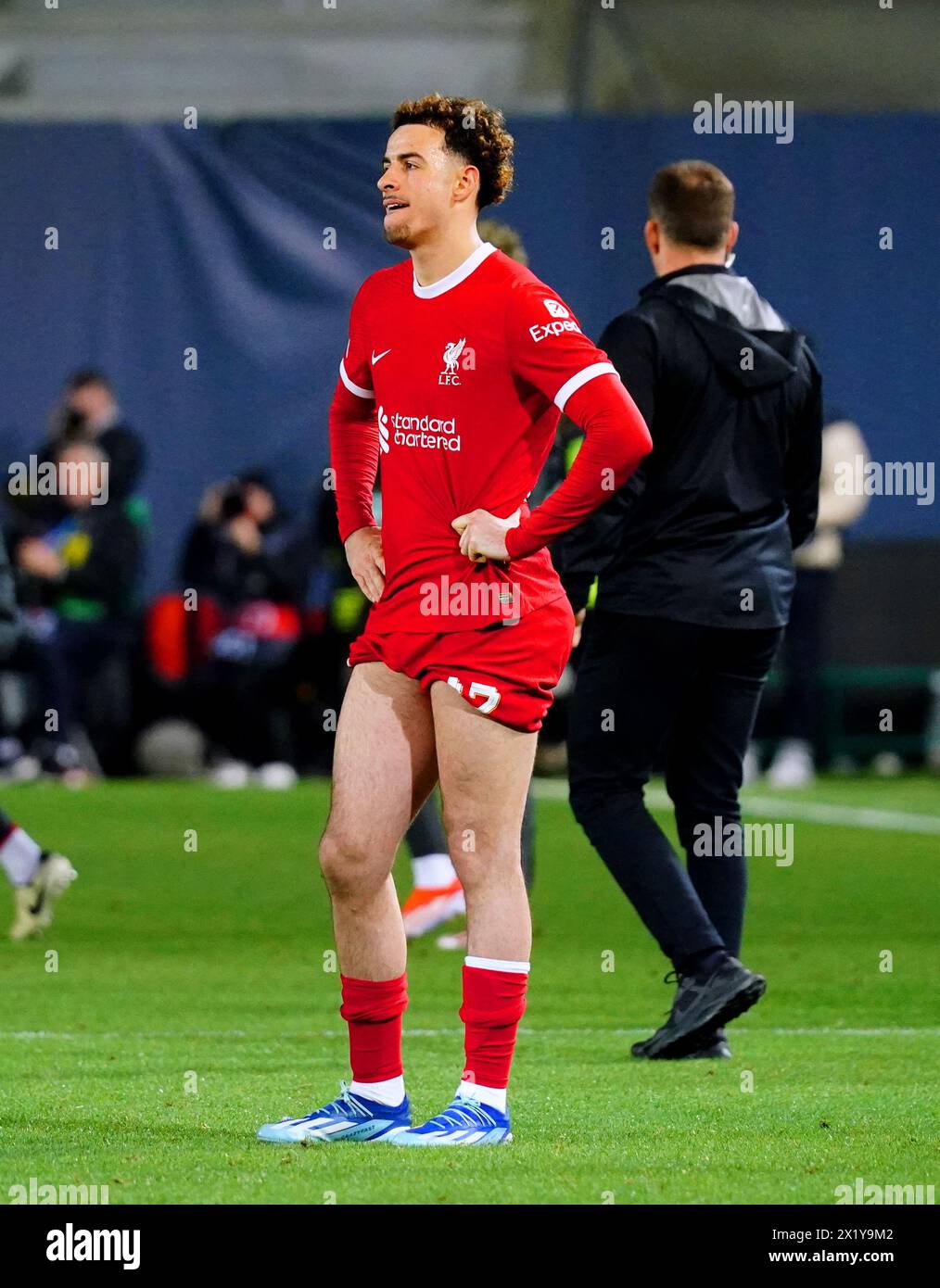 Il Curtis Jones del Liverpool appare squalificato alla fine della UEFA Europa League, partita di andata e ritorno ai quarti di finale allo stadio Gewiss di Bergamo, Italia. Data foto: Giovedì 18 aprile 2024. Foto Stock