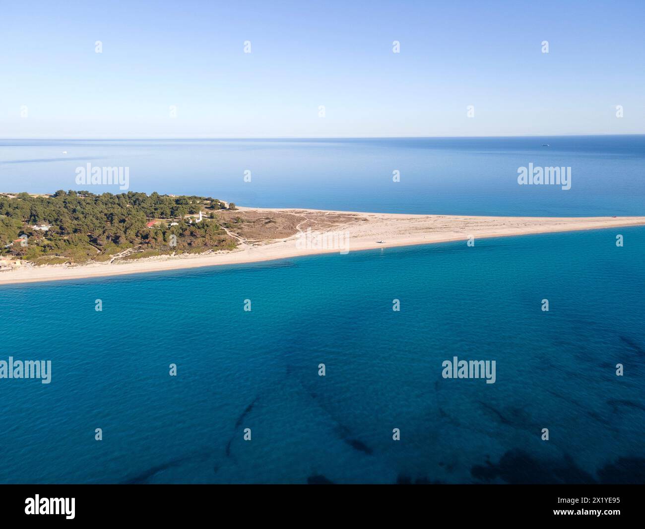 Splendida vista della costa di Kassandra vicino alla spiaggia di Possidi, Calcidica, Macedonia centrale, Grecia Foto Stock