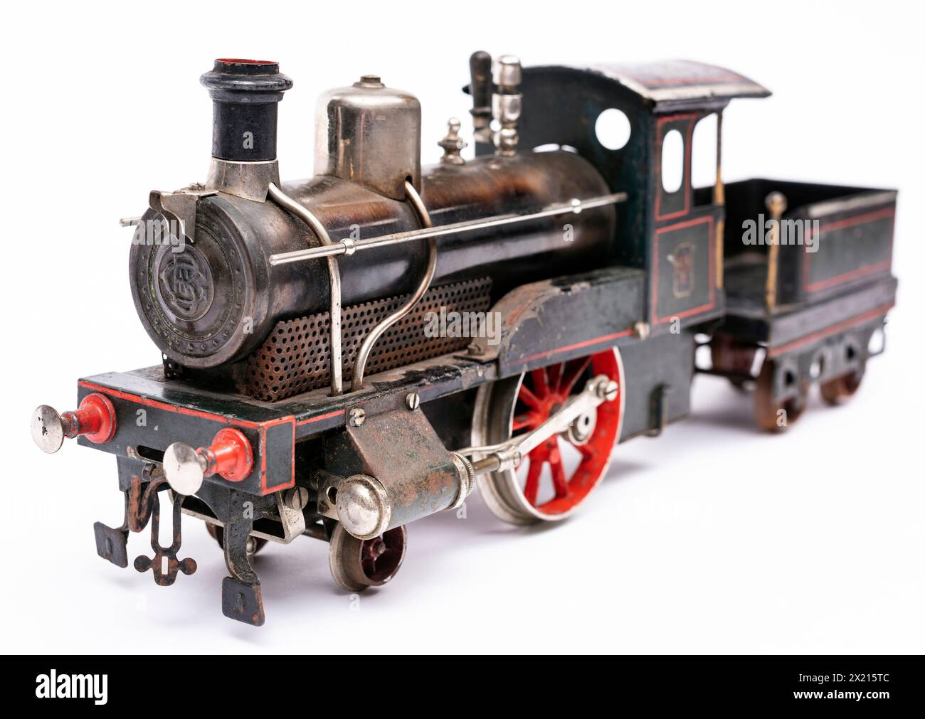 Un modello in scala di una locomotiva a vapore del 2-2 e di un tender per carbone Foto Stock