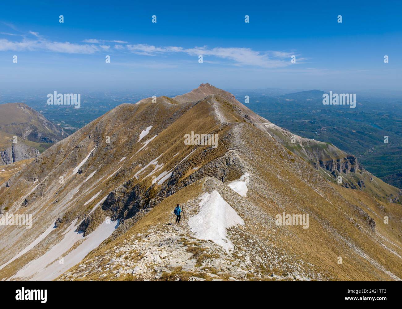 Monte Sibilla (Italia) - la vetta paesaggistica del monte Sibilla, nella provincia marchigiana di Ascoli Piceno. Trekking panoramico nel parco dei Monti Sibillini Foto Stock