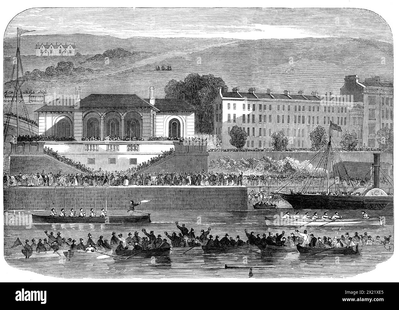 Regata navale a Cork Harbour, [Irlanda], 1865. 'Alcuni giorni fa un'emozionante partita è stata condotta a Queenstown, Cork Harbour, dagli equipaggi, rispettivamente, dei concerti del contrammiraglio Dacres (al comando dello squadrone della Manica) e del contrammiraglio Frederick (Port Admiral), per un notevole premio, sottoscritti dagli ufficiali delle navi di sua Maestà nel porto. La sfida venne dal concerto del contrammiraglio Dacres, che batté i concerti delle corazzate francesi sia a Cherbourg che a Portsmouth, e fu subito accettata dalla nave ammiraglia Hastings. Il permesso del contrammiraglio Frederick ottenuto, Foto Stock