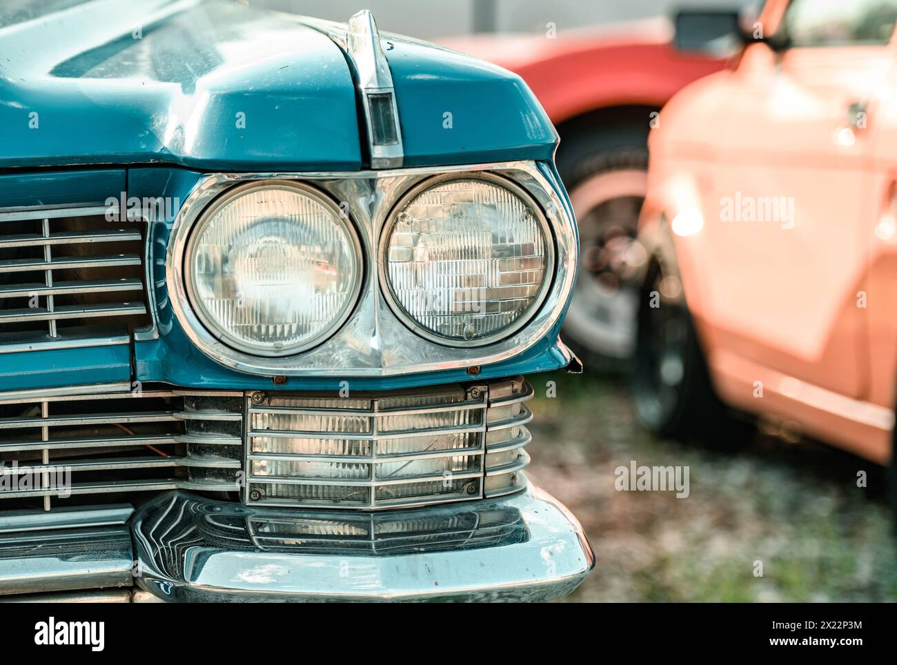 Tema American Classic Car. Fari retro per uso automobilistico. Foto Stock