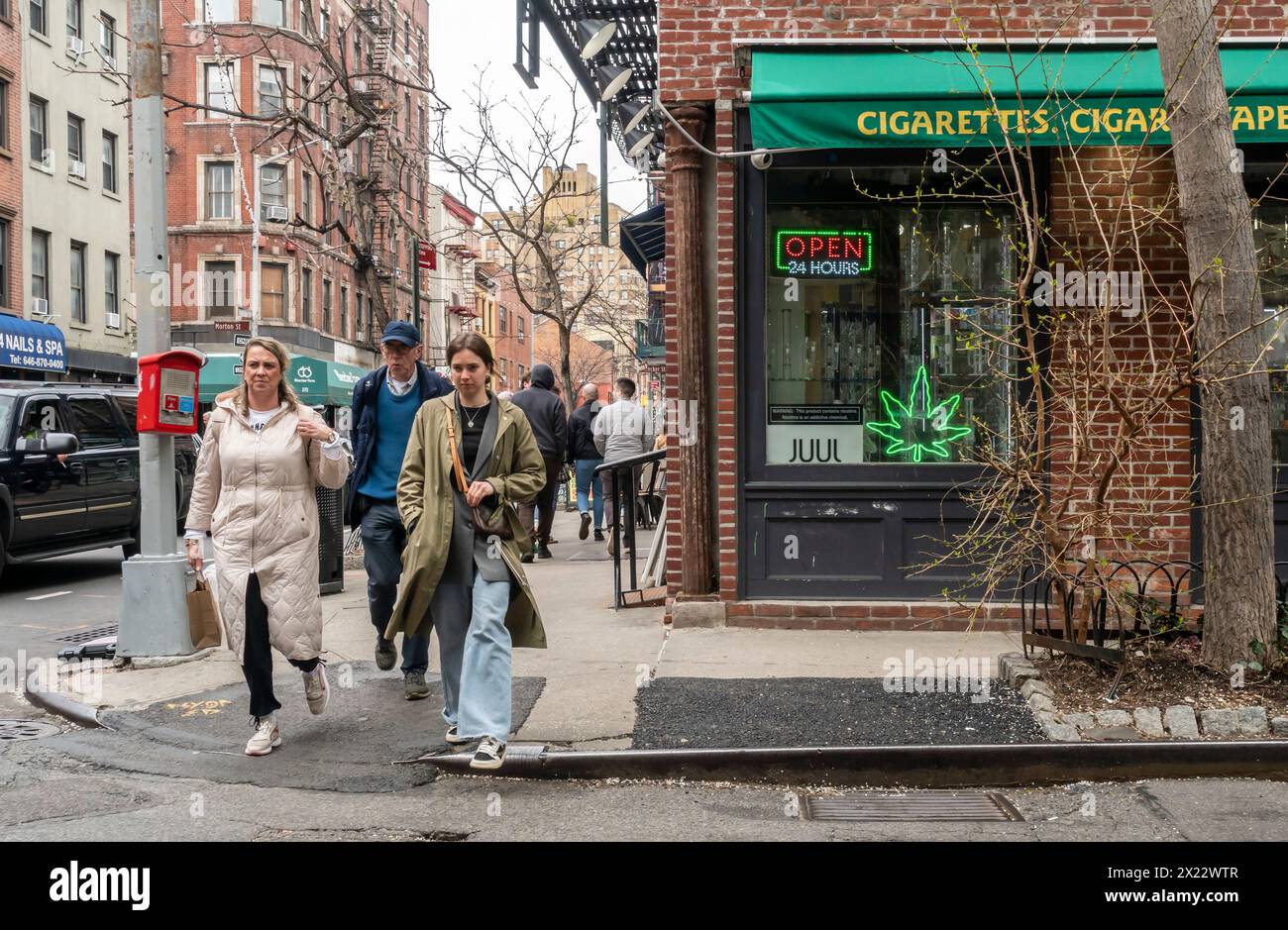 Il negozio CBD nel Greenwich Village di New York è stato visto sabato 13 aprile 2024. ( © Richard B. Levine) Foto Stock