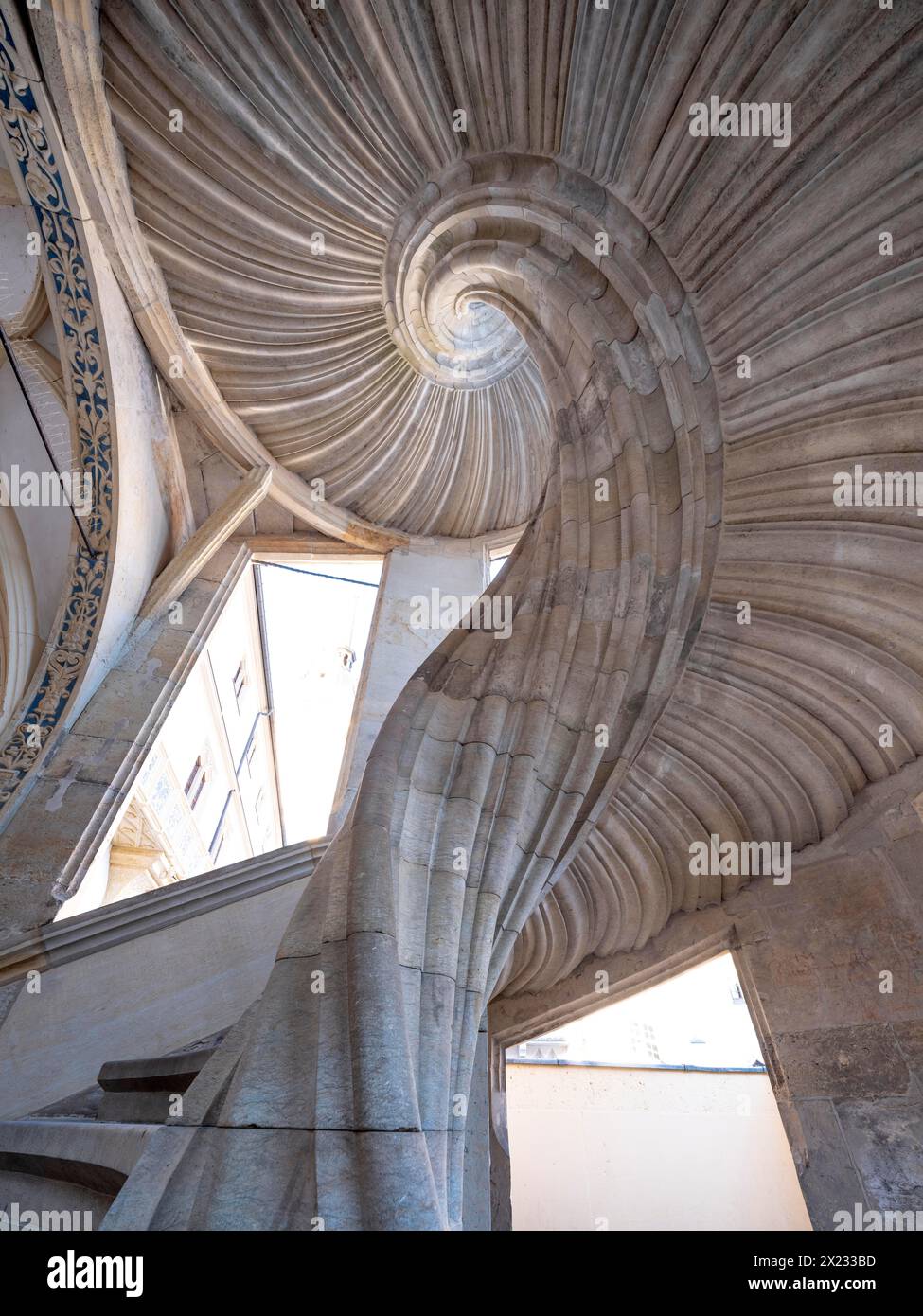 Scala a chiocciola non supportata nella torre della scala Grosser Wendelstein, castello di Hartenfels, Torgau, Sassonia, Germania Foto Stock