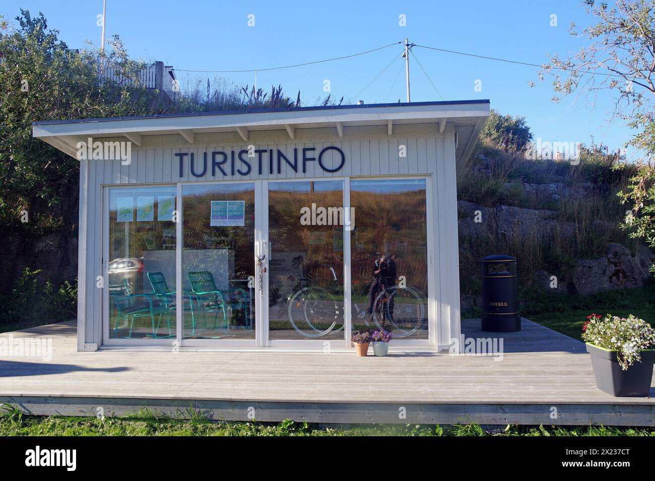Piccolo centro informazioni turistiche, Lovunden, Helgeland Coast, Traena, Norwege Foto Stock