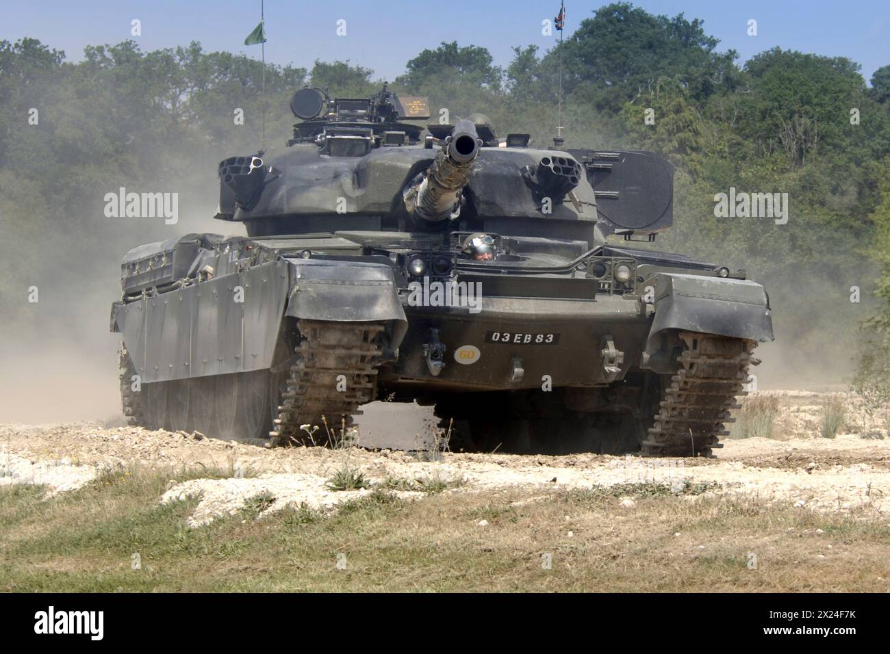 Il moderno carro armato del British Army Chieftain sui manouvers in Europa. Foto Stock