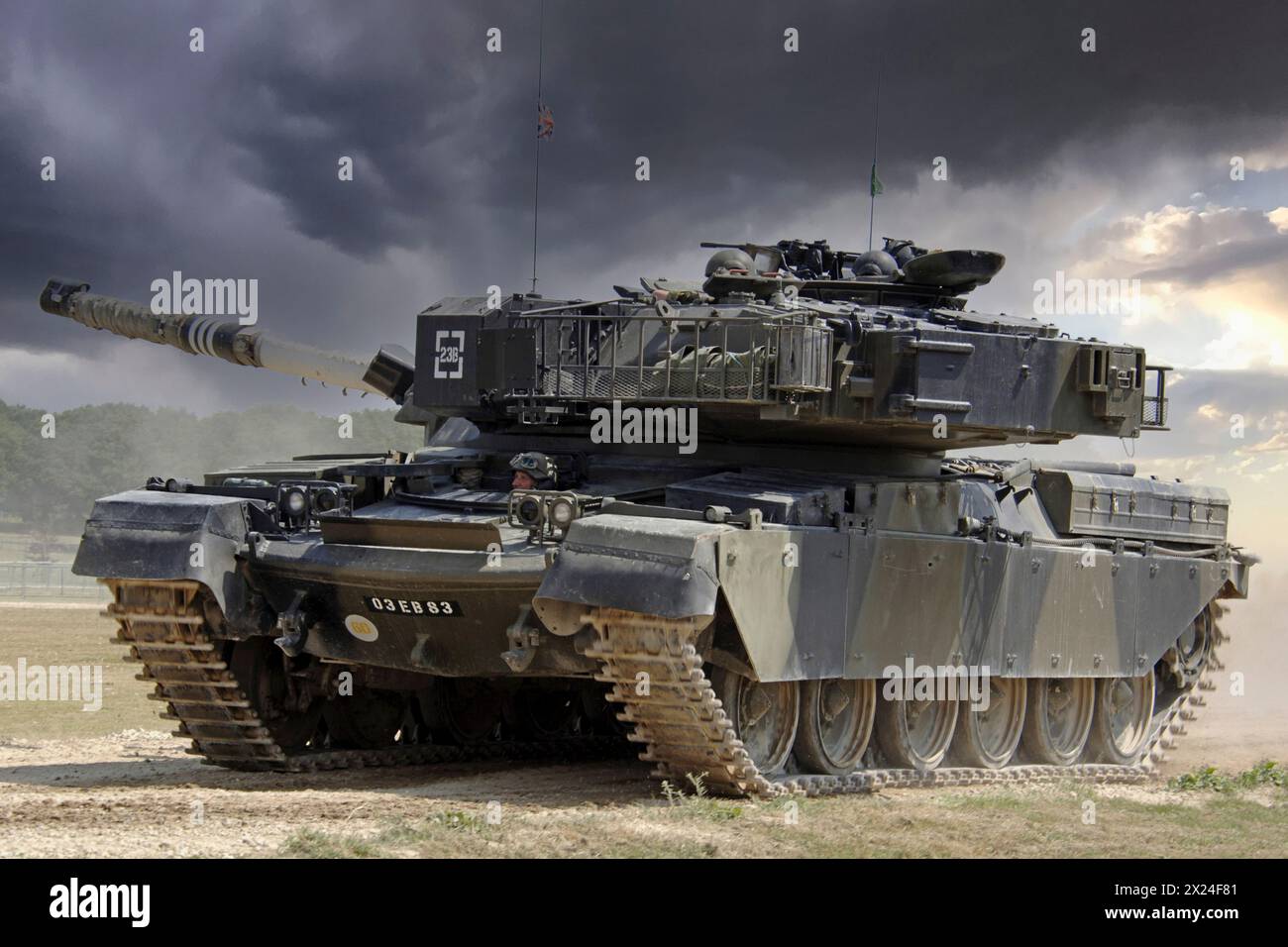 Il moderno carro armato del British Army Chieftain sui manouvers in Europa. Foto Stock