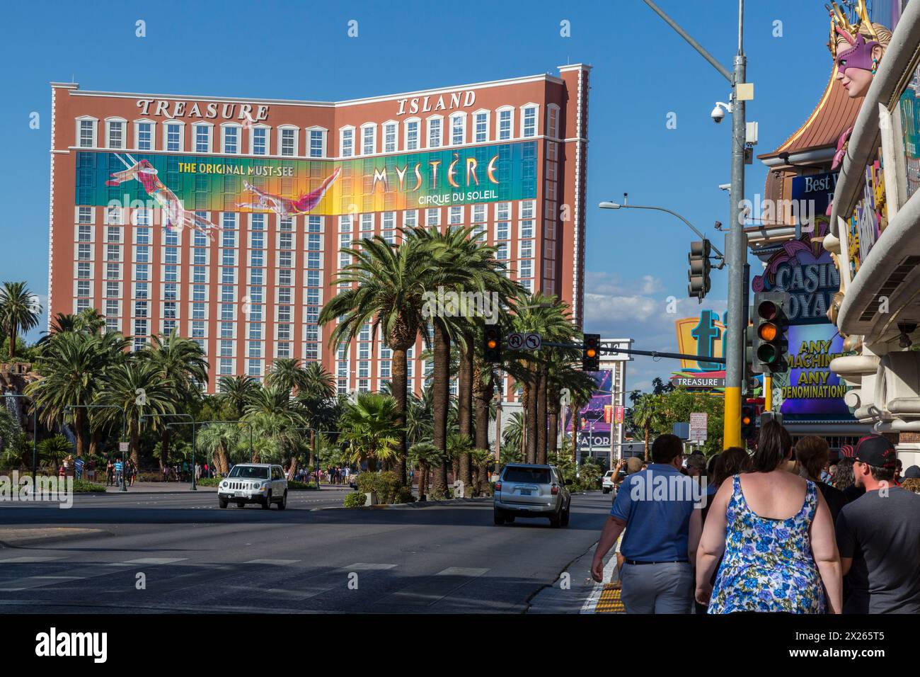 Las Vegas, Nevada. Treasure Island Hotel and Casino, Las Vegas Boulevard, la striscia. Foto Stock