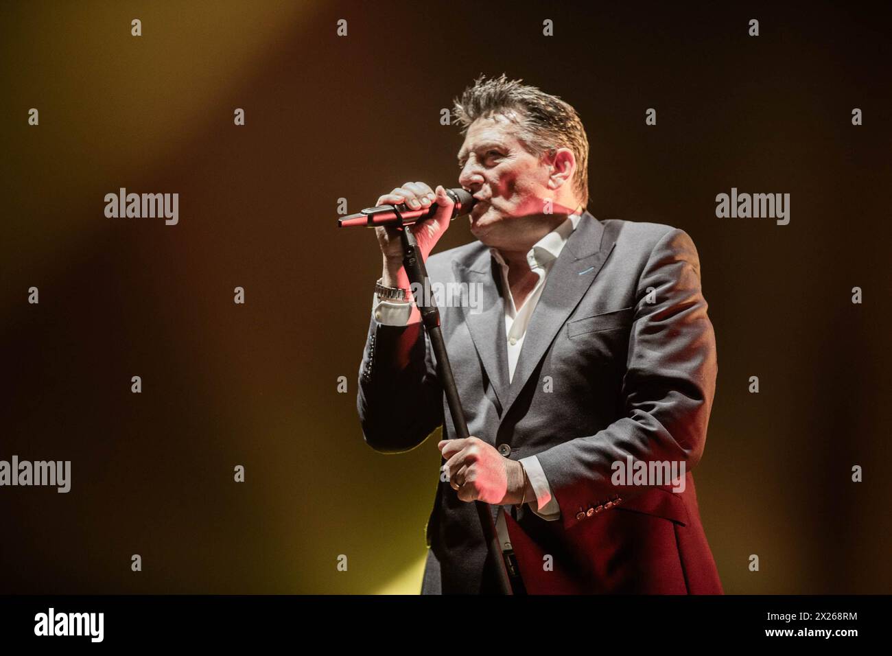 19 aprile 2024, Carpi, Emilia Romagna, Italia: Tony Hadley vive a Carpi. (Credit Image: © Carlo Vergani/Pacific Press via ZUMA Press Wire) SOLO PER USO EDITORIALE! Non per USO commerciale! Foto Stock