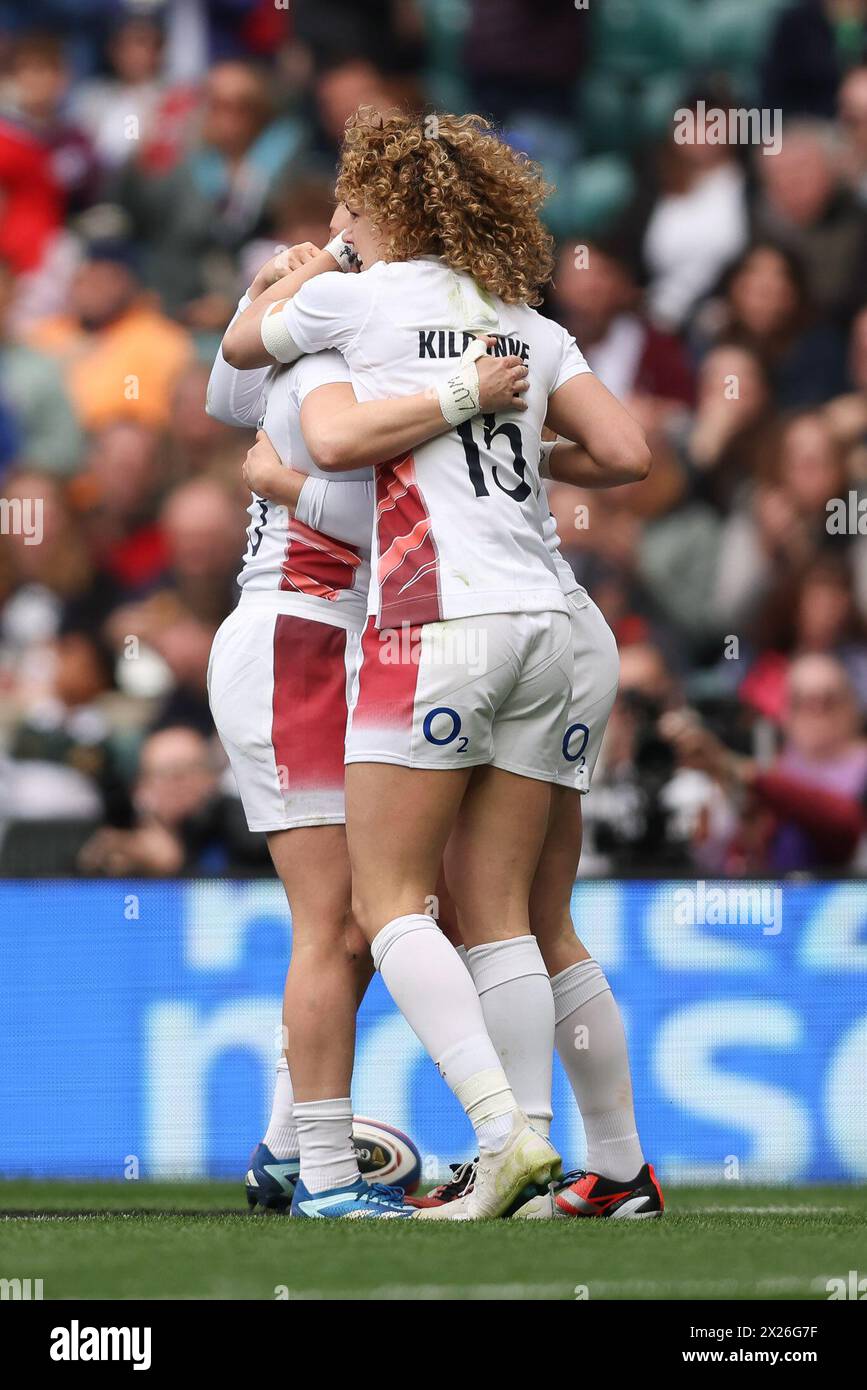 Twickenham, Regno Unito. 20 aprile 2024. Jess BREACH of England Women segna un tentativo di ottenere il punteggio di 43-3 e festeggia durante la partita delle sei Nazioni femminili tra England Women e Ireland Women al Twickenham Stadium, Twickenham, Regno Unito, il 20 aprile 2024. Foto di Ken Sparks. Solo per uso editoriale, licenza richiesta per uso commerciale. Non utilizzare in scommesse, giochi o pubblicazioni di singoli club/campionato/giocatori. Crediti: UK Sports Pics Ltd/Alamy Live News Foto Stock