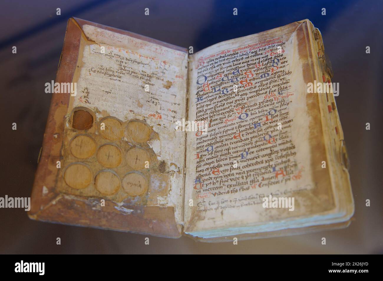 Göttweig, bassa Austria, Austria. Museo nell'ala imperiale dell'abbazia di Göttweig. messale di tarda età, scrittura a mano su carta, XV secolo Foto Stock