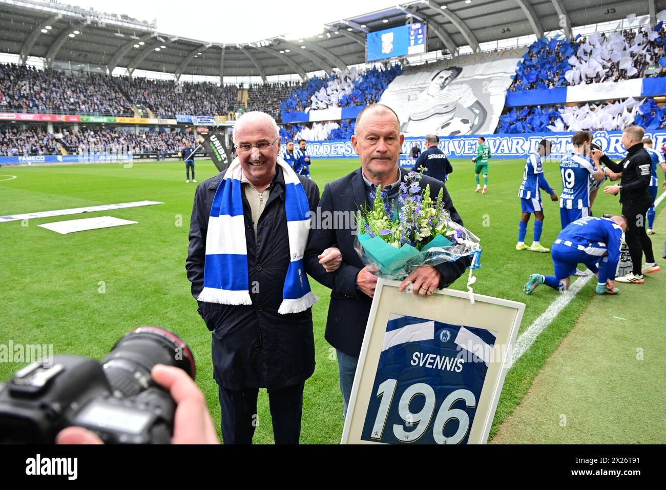 Il leggendario allenatore di calcio Sven-Goran 'Svennis' Eriksson viene celebrato prima della partita di calcio di sabato tra l'IFK Gothenburg e l'IFK Norrköping a Gaml Foto Stock