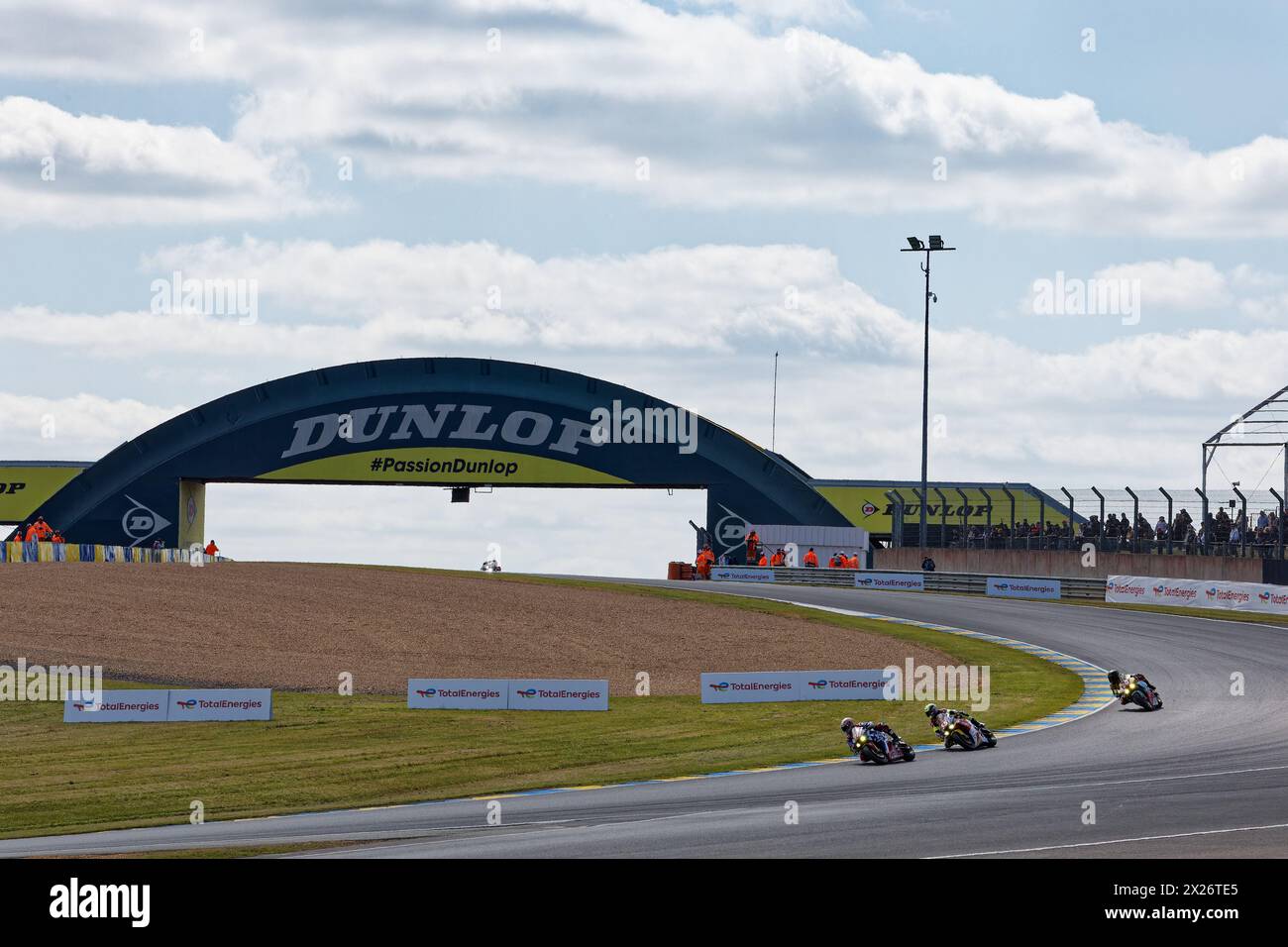 Le Mans, Francia. 15 giugno 2023. 777 MANFREDI Kevin, (ITA), WEBB Dany, (GBR), MORAIS Sheridan, (RSA), REA Gino, (GBR), HONDA CBR1000 RR-R-SP, WOJCIK RACING TEAM STK, (POL), Superstock, azione durante la 24 ore motociclistica di le Mans 2024 dal 18 al 21 aprile, a le Mans, Francia - foto Alexandre Guillaumot/DPPI credito: DPPI Media/Alamy Live News Foto Stock