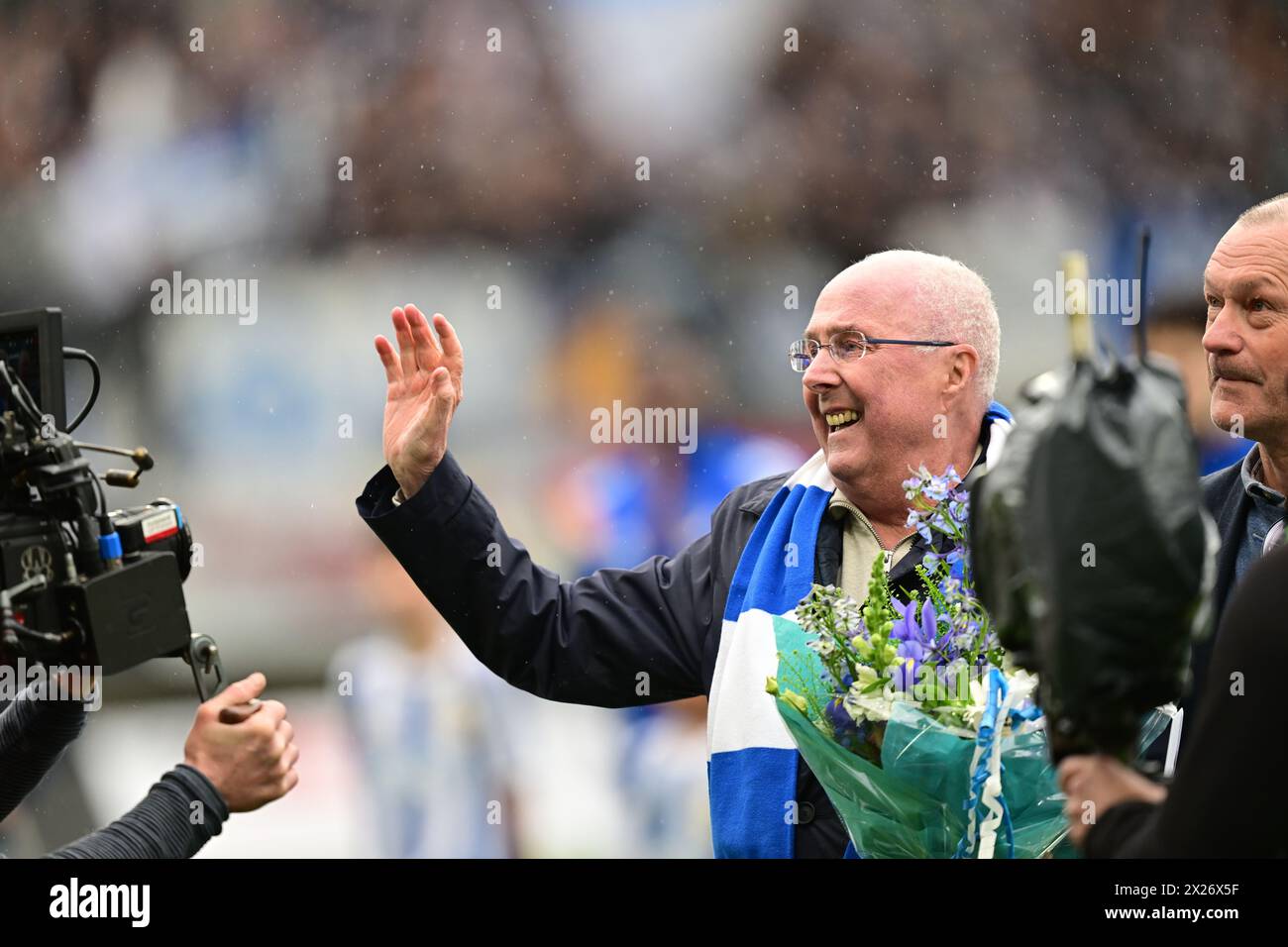 Il leggendario allenatore di calcio Sven-Göran Svennis Eriksson viene celebrato prima della partita di calcio di sabato tra l'IFK Gothenburg e l'IFK Norrköping a Gamla Foto Stock
