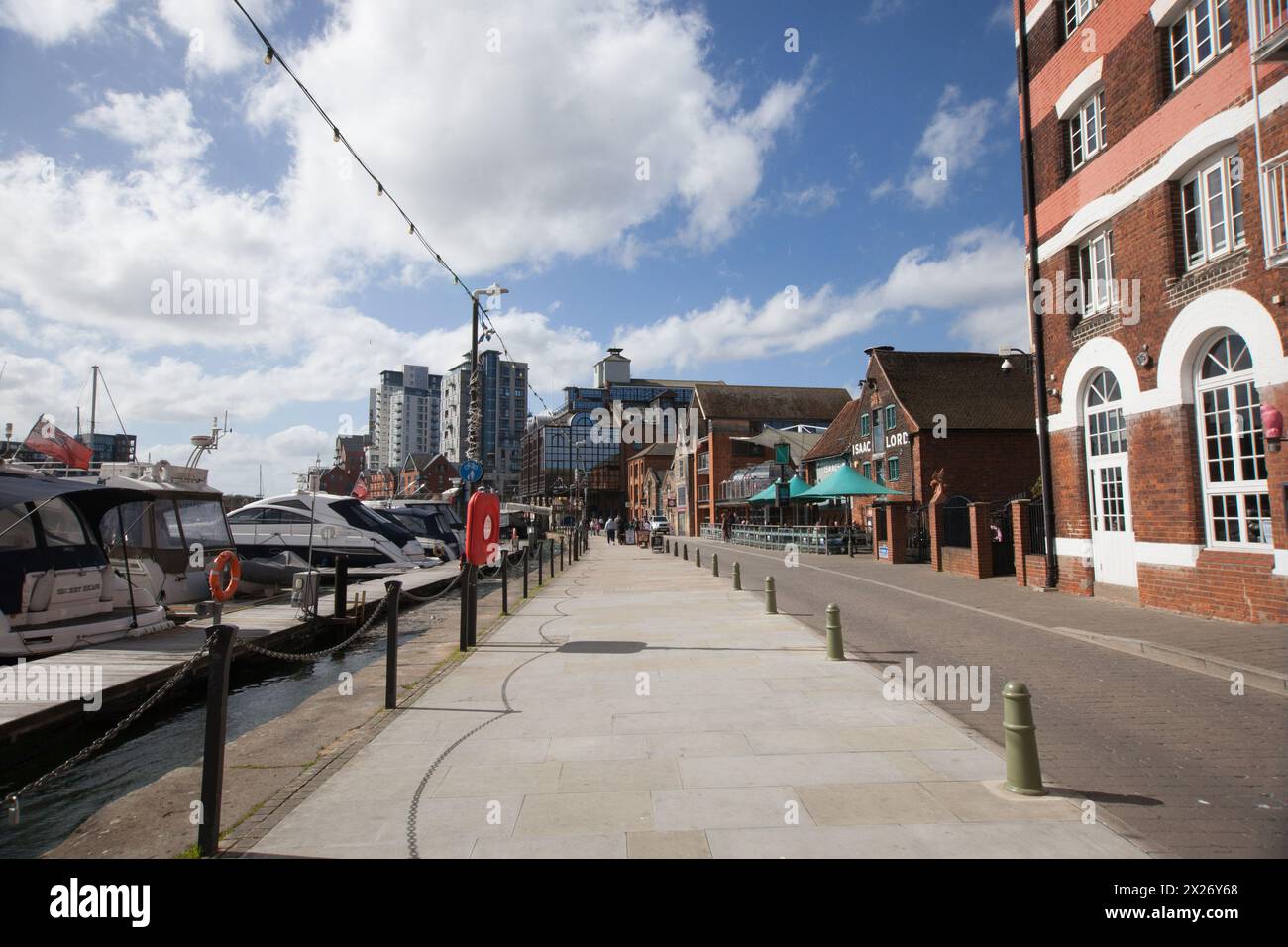 Vista di Neptune Marina, Ipswich, Suffolk nel Regno Unito Foto Stock