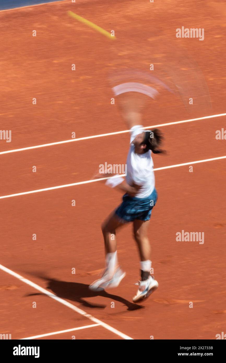 Barcellona, Barcellona, Spagna. 20 aprile 2024. Tomas Etcheverry dell'Argentina durante le semifinali del Barcellona Open Banc Sabadell Trofeo Conde de godo il 20 aprile 2024 a Barcellona, Spagna. (Credit Image: © Marti Segura Ramoneda/ZUMA Press Wire) SOLO PER USO EDITORIALE! Non per USO commerciale! Foto Stock