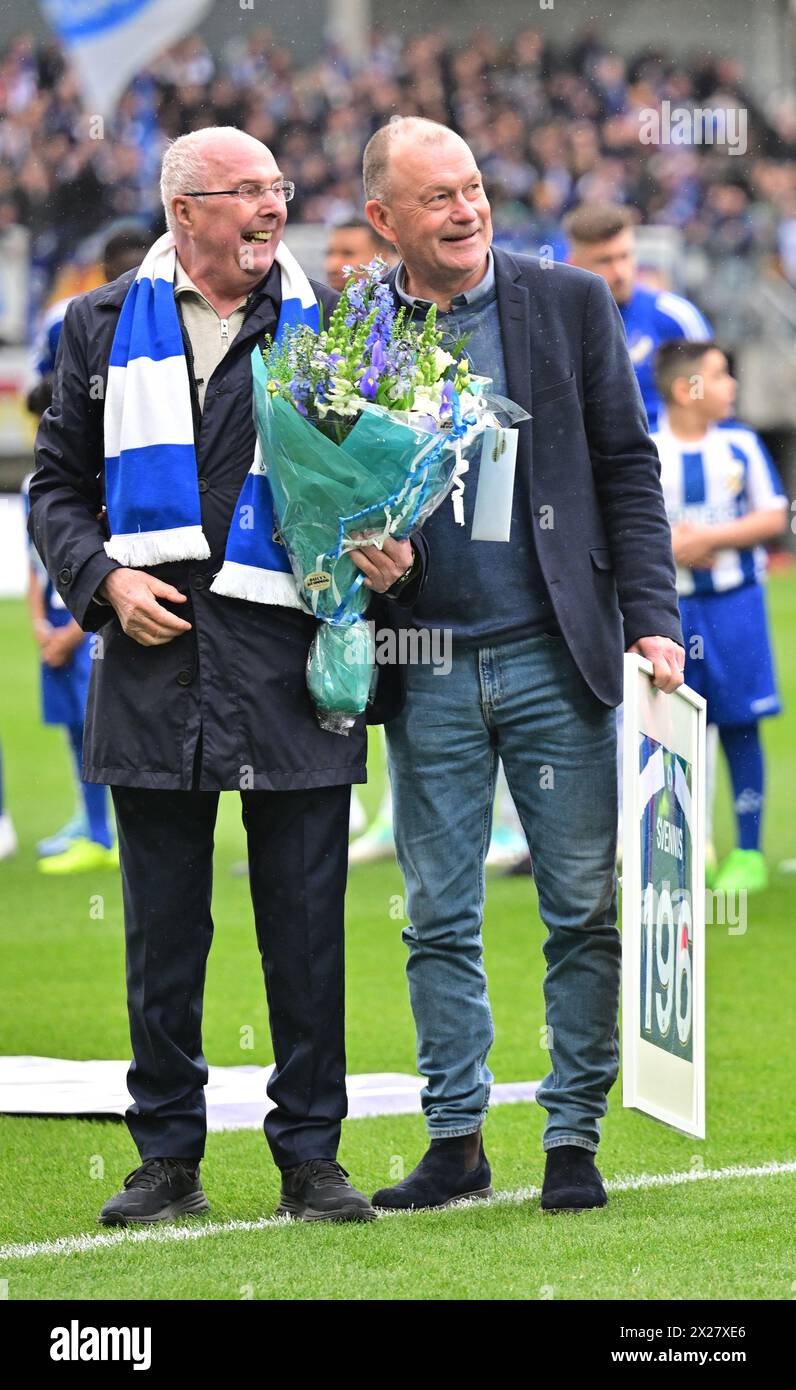 Il leggendario allenatore di calcio Sven-Goran 'Svennis' Eriksson viene celebrato prima della partita di calcio di sabato tra l'IFK Gothenburg e l'IFK Norrköping a Gaml Foto Stock