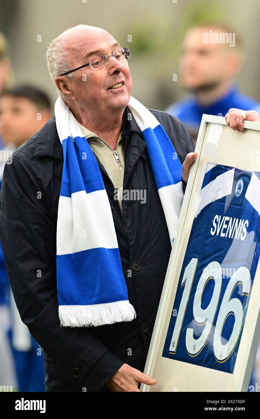 Il leggendario allenatore di calcio Sven-Göran Svennis Eriksson viene celebrato prima della partita di calcio di sabato tra l'IFK Gothenburg e l'IFK Norrköping a Gamla Foto Stock