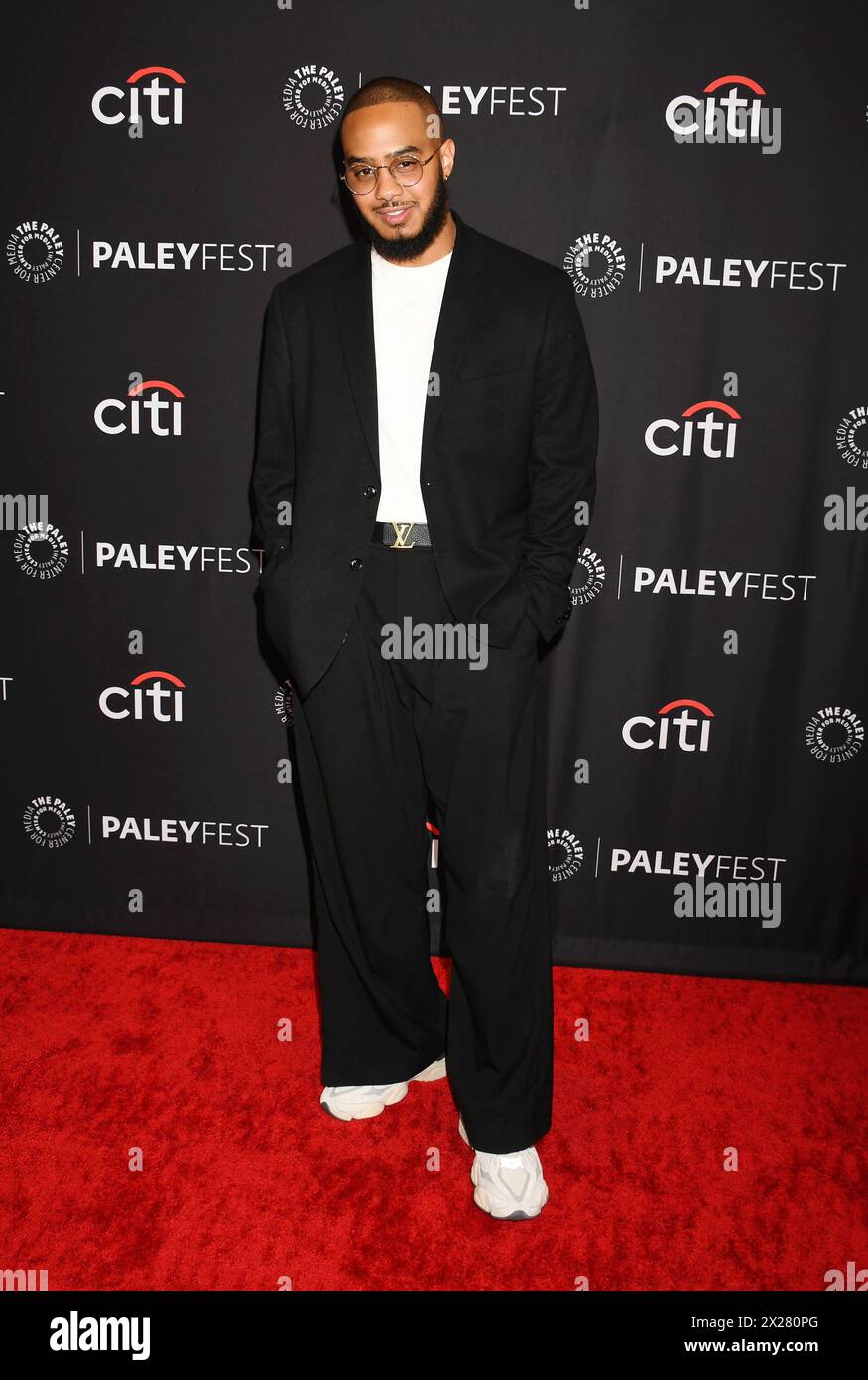 HOLLYWOOD, CALIFORNIA - 19 APRILE: Arif Zahir arriva al Paley Fest LA 2024 - "Family Guy" 25th Anniversary Celebration al Dolby Theatre il 19 aprile 2 Foto Stock