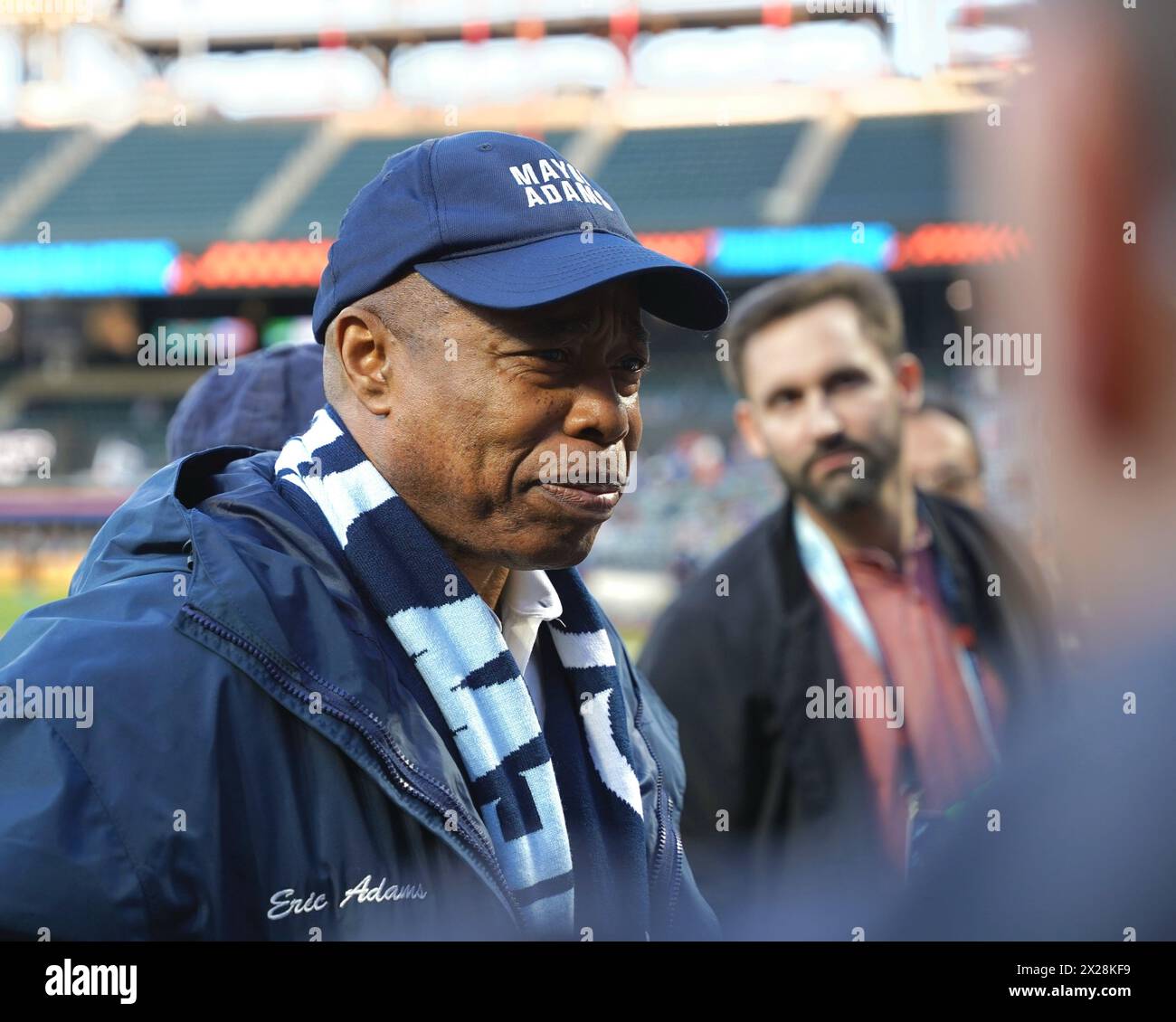 New York, New York, Stati Uniti. 20 aprile 2024. (SPO) MLS regular Season 2024 Match 10 NYCFC vs. DC UNITED. 20 aprile 2024, Citifield, Queens, New York, USA: oggi a Citifield, il NYCFC affronta il DC United. Prima della partita, il sindaco di New York Eric Adams ha intervistato l'approvazione di un nuovo stadio da 800 milioni di dollari per il NYCFC nel Queens, segnando una pietra miliare significativa per le infrastrutture sportive della città. Crediti: ZUMA Press, Inc./Alamy Live News Foto Stock