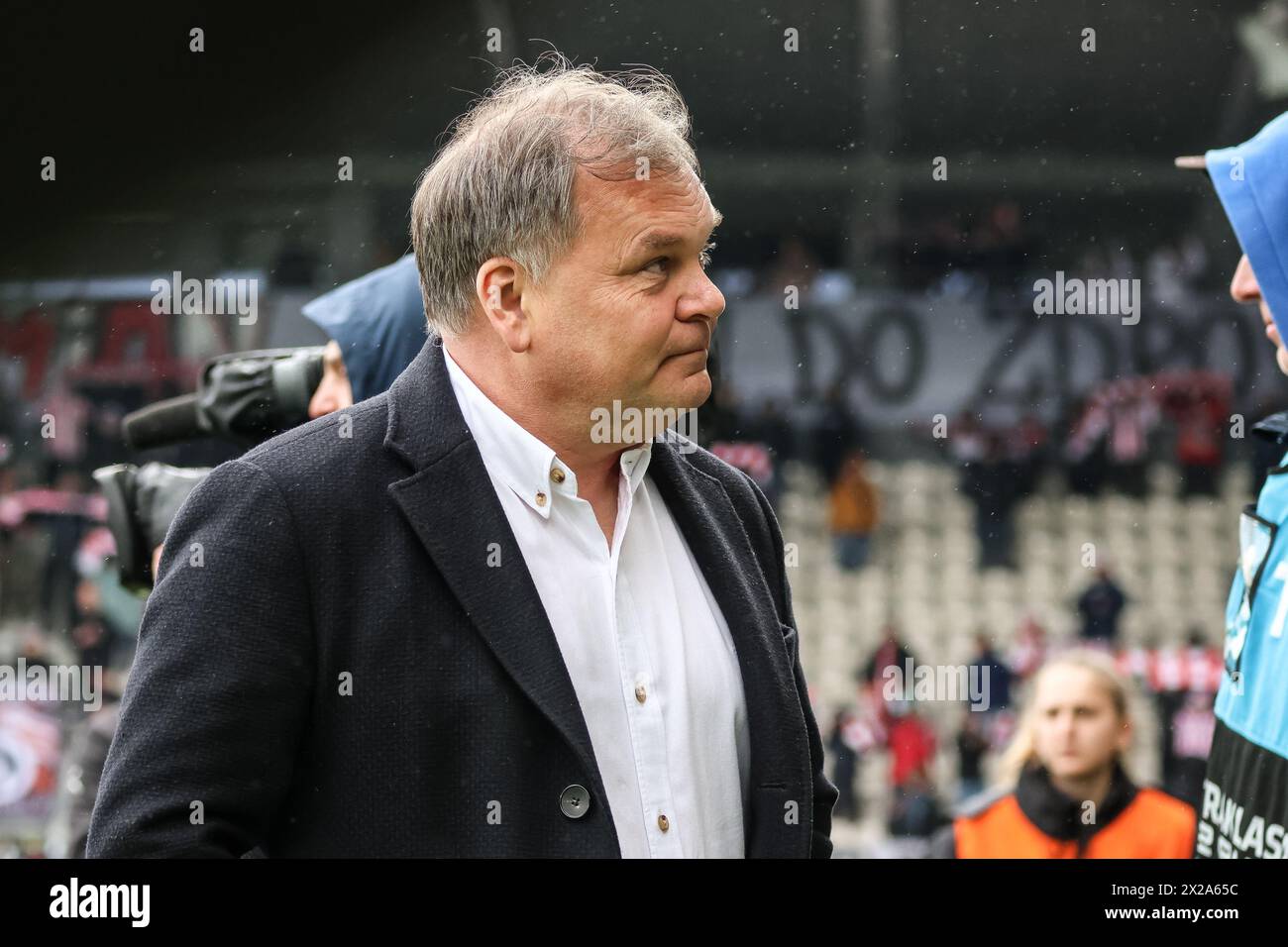 Cracovia, Polonia. 21 aprile 2024. 04.21.2024 Cracovia (Cracovia) Polonia, calcio, PKO BP Ekstraklasa (campionato polacco - primo livello), Sezon (stagione) 2023/2024, Cracovia - Puszcza Niepolomice op: Tomasz Tulacz - allenatore (trener) crediti: Konrad Swierad/Alamy Live News Foto Stock