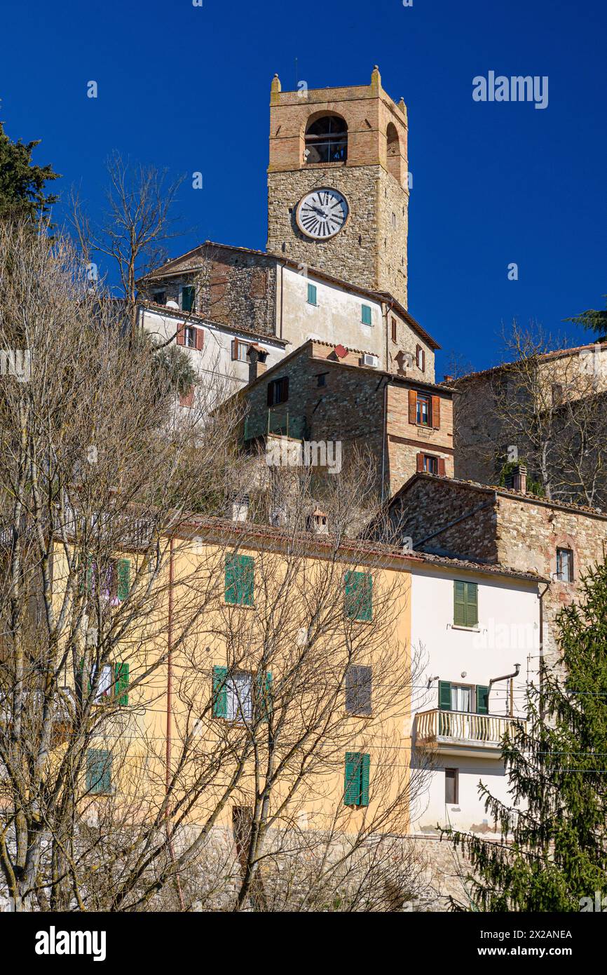 Il centro storico di Macerata Feltria, piccolo paese della provincia di Pesaro-Urbino, in Italia centrale Foto Stock