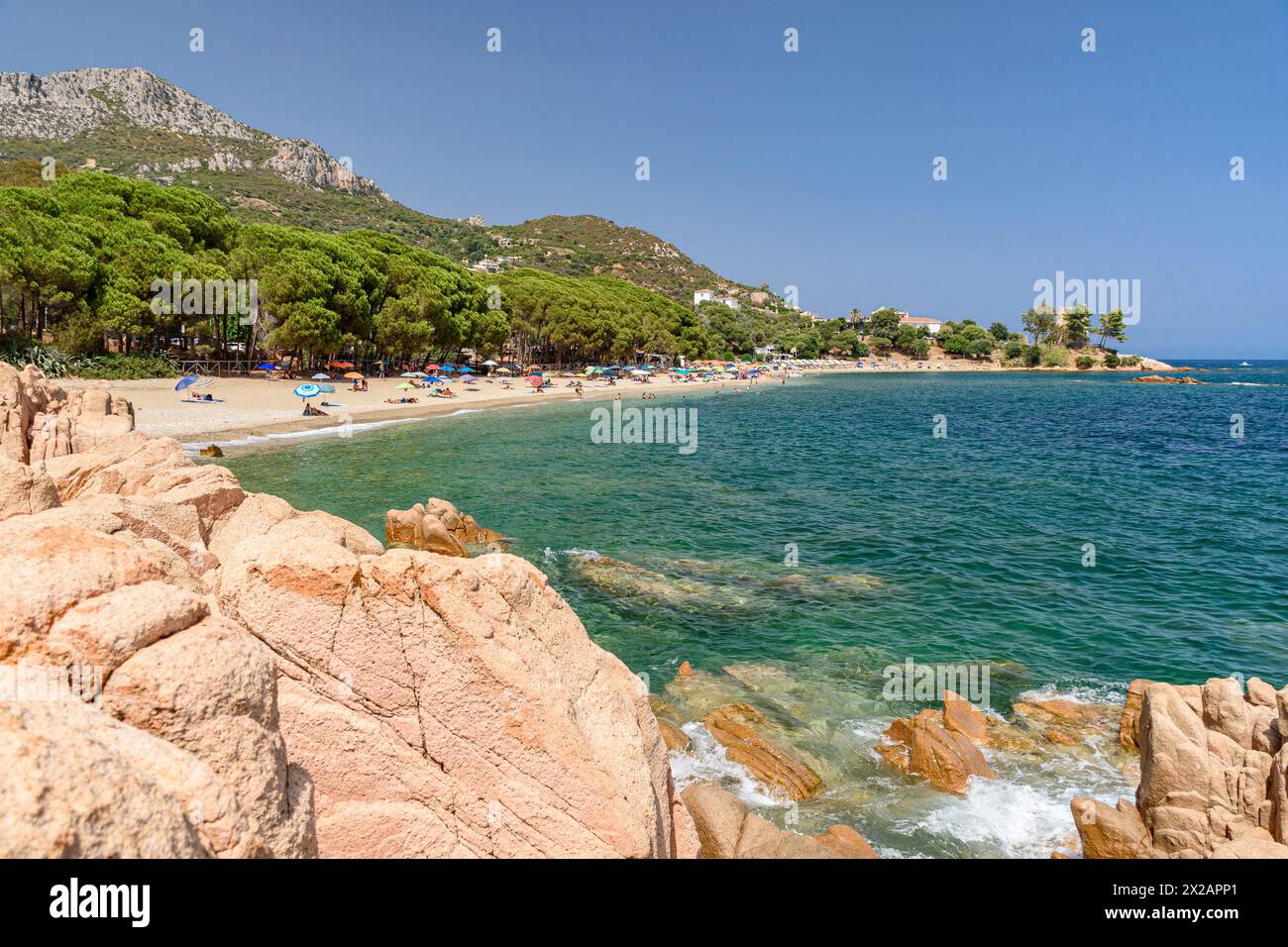 Litorale di Santa Maria Navarrese, piccolo villaggio di mare sul versante meridionale del golfo di Orosei, in Sardegna Foto Stock