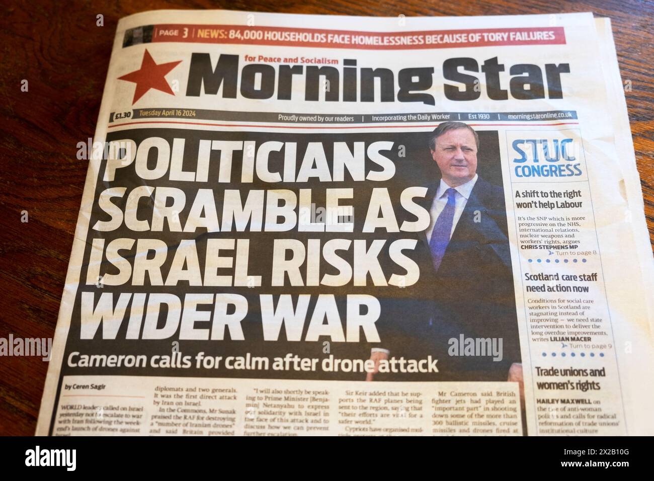 "Politics Scramble as Israel Risks Wide War" testata del quotidiano Morning Star, David Cameron Iran drone Attack article London UK 2024 Foto Stock