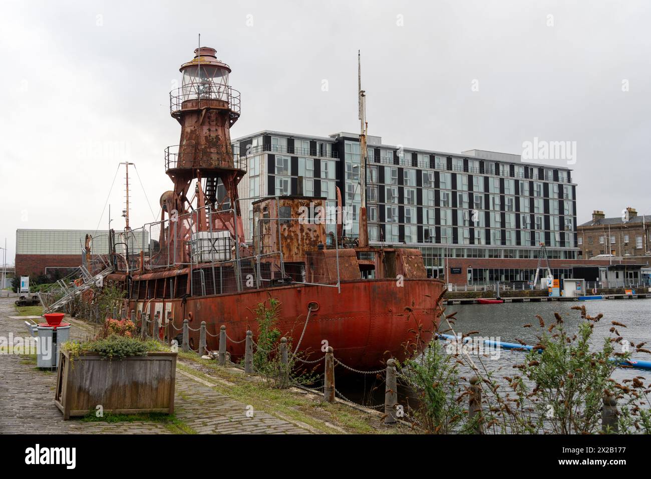 North Carr - l'ultima nave ammiraglia scozzese rimasta nel bacino di carenaggio nella città di Dundee, Scozia, Regno Unito Foto Stock