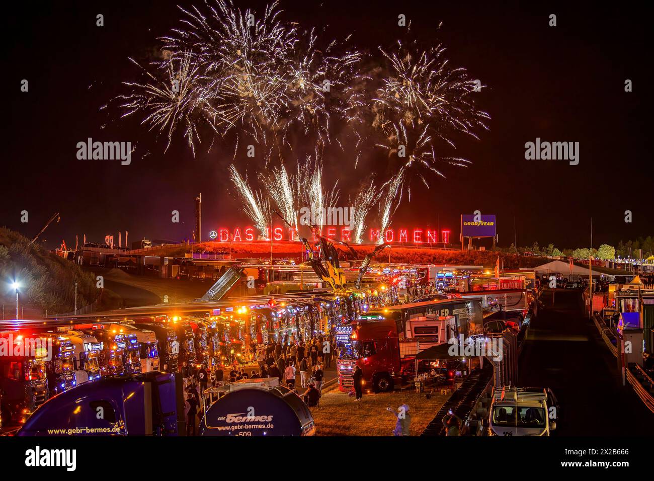 I fuochi d'artificio furono il momento culminante del 36° Gran Premio di camion 2023 sul circuito di Nürburgring Foto Stock