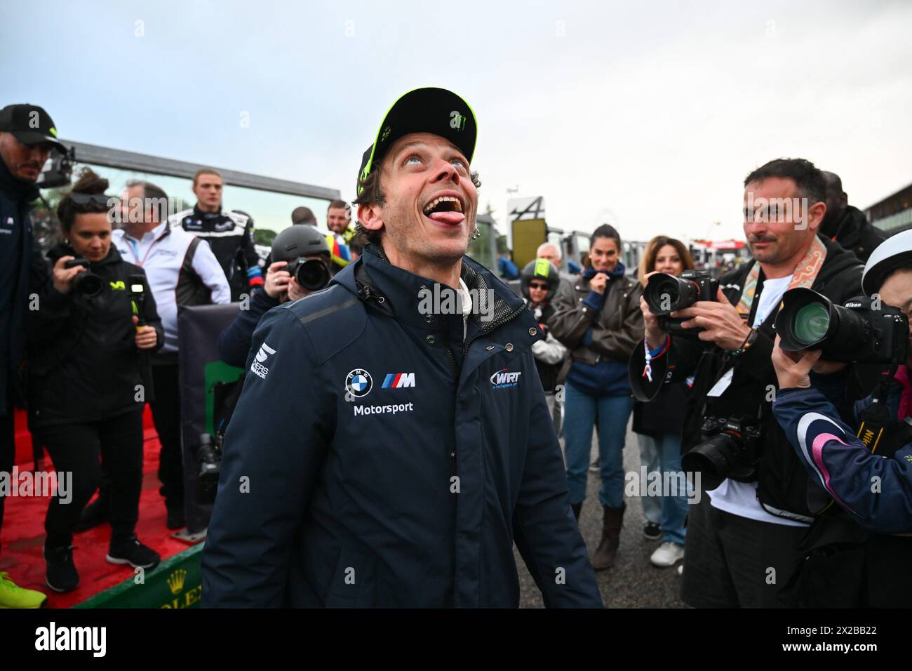 Imola, Francia. 21 aprile 2024. © PHOTOPQR/OUEST FRANCE/Franck Dubray ; Imola ; 21/04/2024 ; Sport Automobile WEC championnat du monde d' endurance sur le circuit d' Imola en Italie. TEAM WRT BMW n° 46 pilotée par Ahmad al Harthy, Valentino Rossi, Maxime Martin (foto Franck Dubray) - Endurance race - WEC - 6 ore di Imola Qualifiyng Race 21 APRILE 2024 crediti: MAXPPP/Alamy Live News Foto Stock