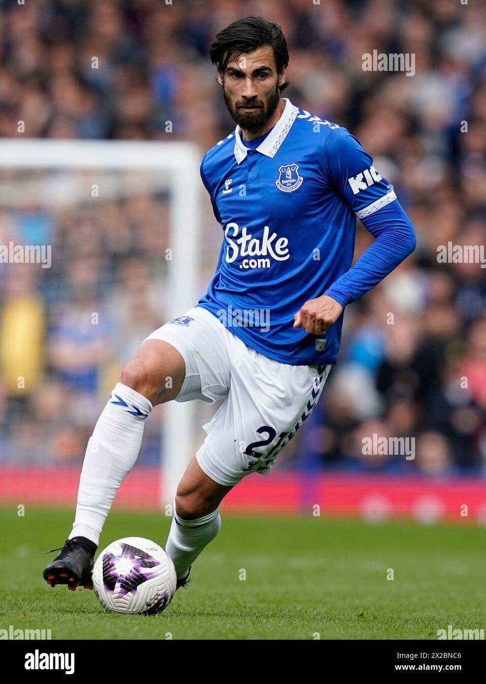 Liverpool, Regno Unito. 21 aprile 2024. Andr Gomes dell'Everton durante la partita di Premier League al Goodison Park di Liverpool. Il credito per immagini dovrebbe essere: Andrew Yates/Sportimage Credit: Sportimage Ltd/Alamy Live News Foto Stock